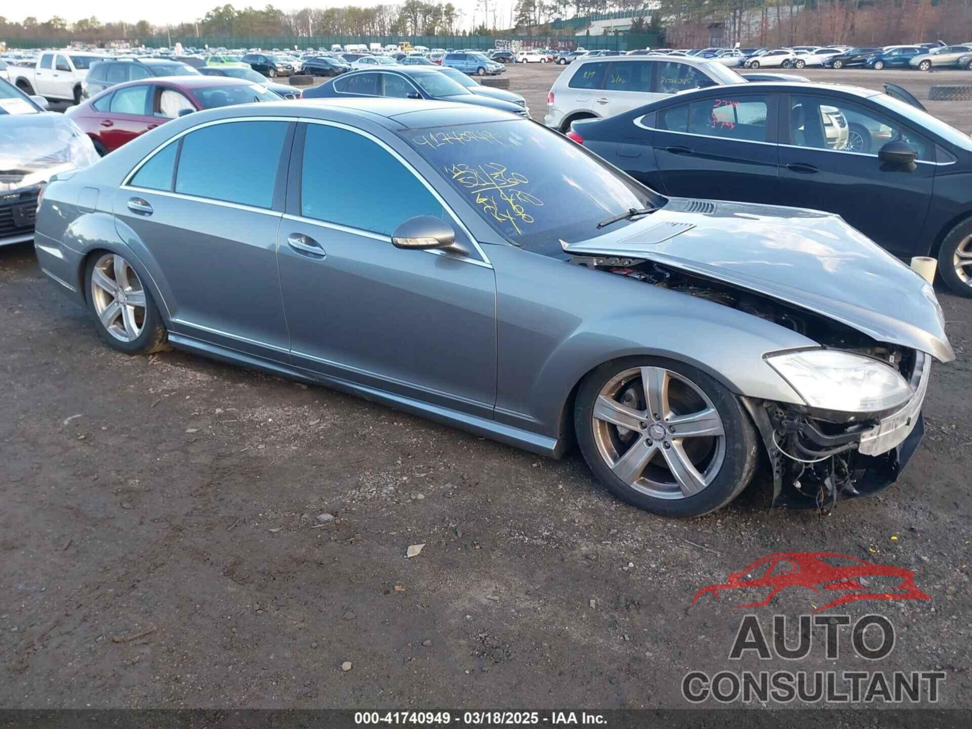 MERCEDES-BENZ S 550 2010 - WDDNG8GB5AA350104