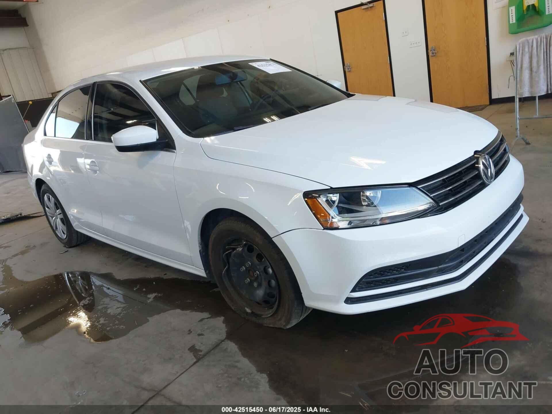 VOLKSWAGEN JETTA 2017 - 3VW2B7AJ7HM334776
