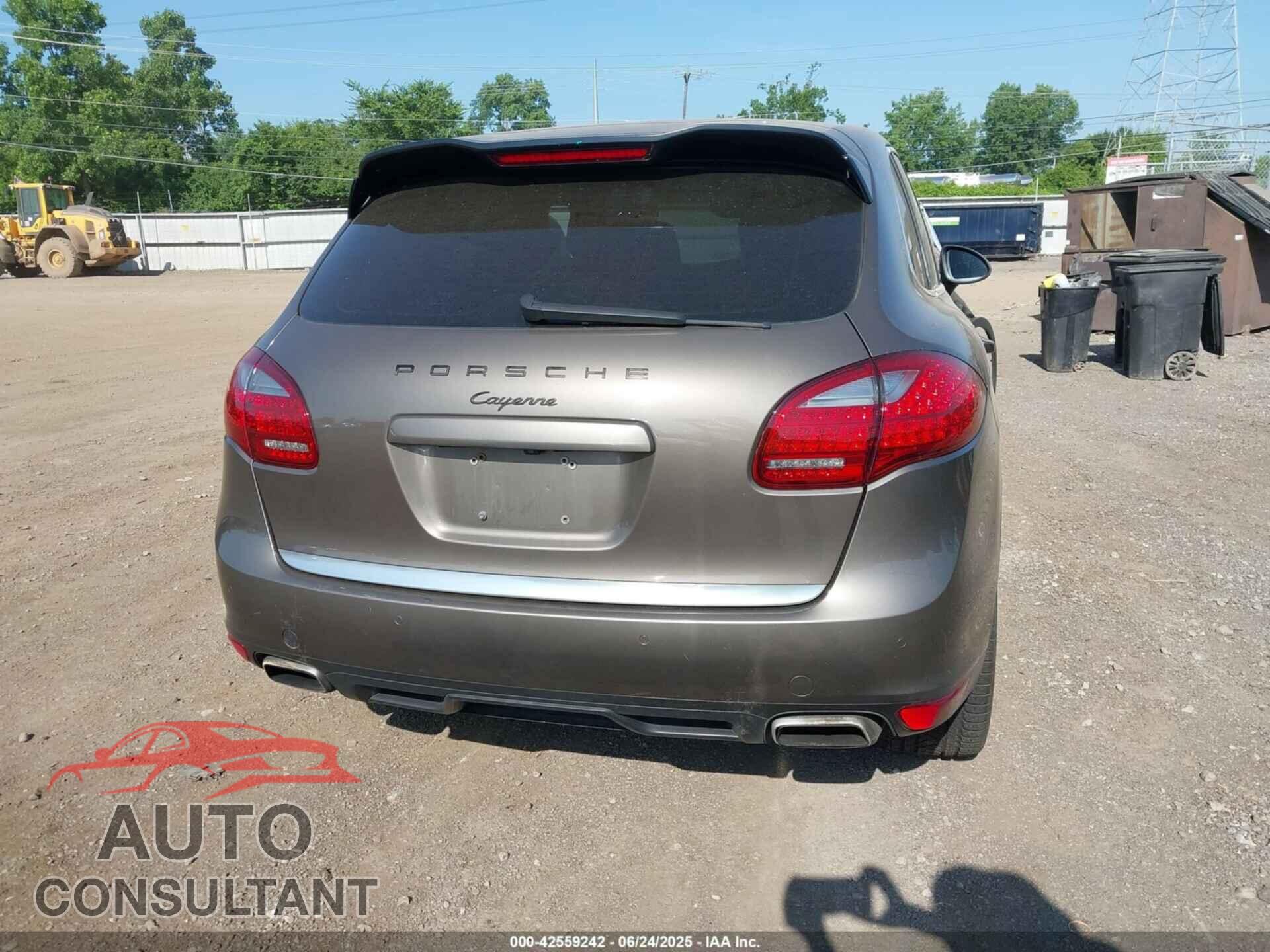 PORSCHE CAYENNE 2011 - WP1AA2A26BLA09038