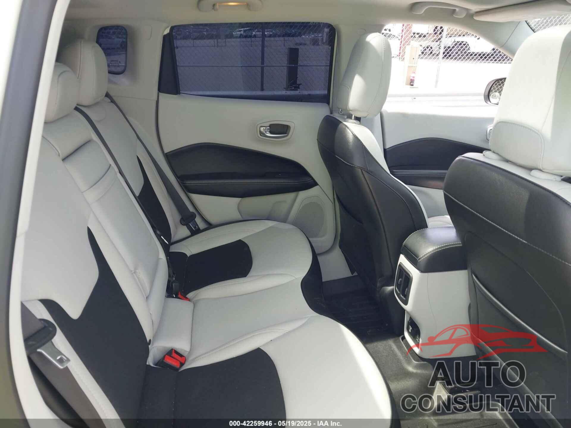 JEEP COMPASS 2019 - 3C4NJCBB3KT832263