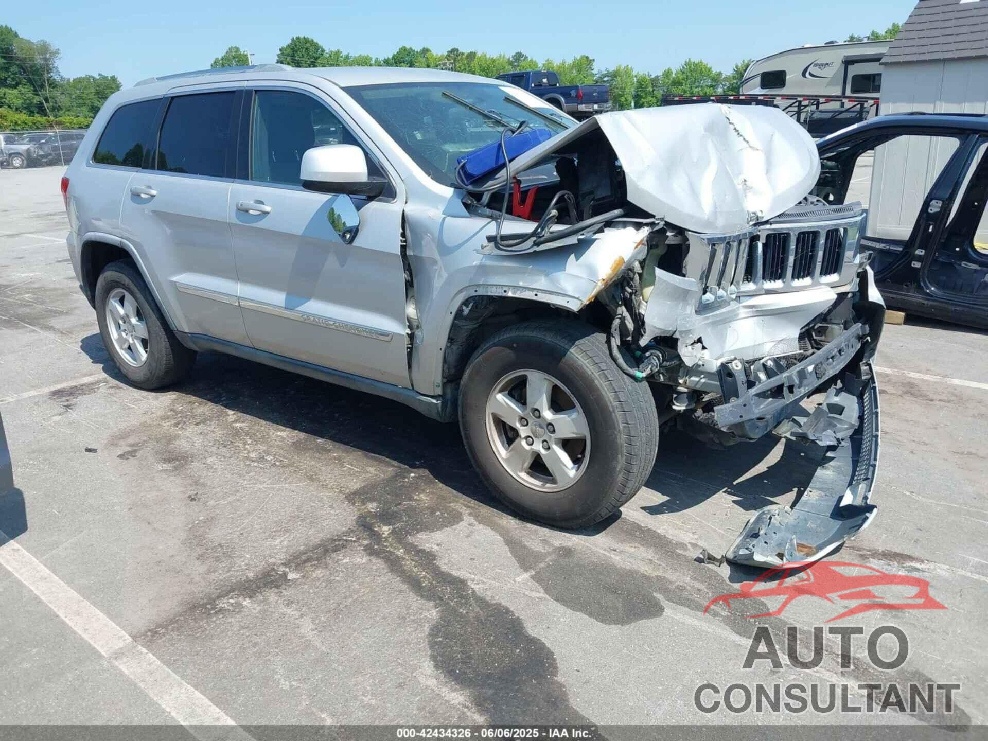 JEEP GRAND CHEROKEE 2011 - 1J4RR4GG7BC566661