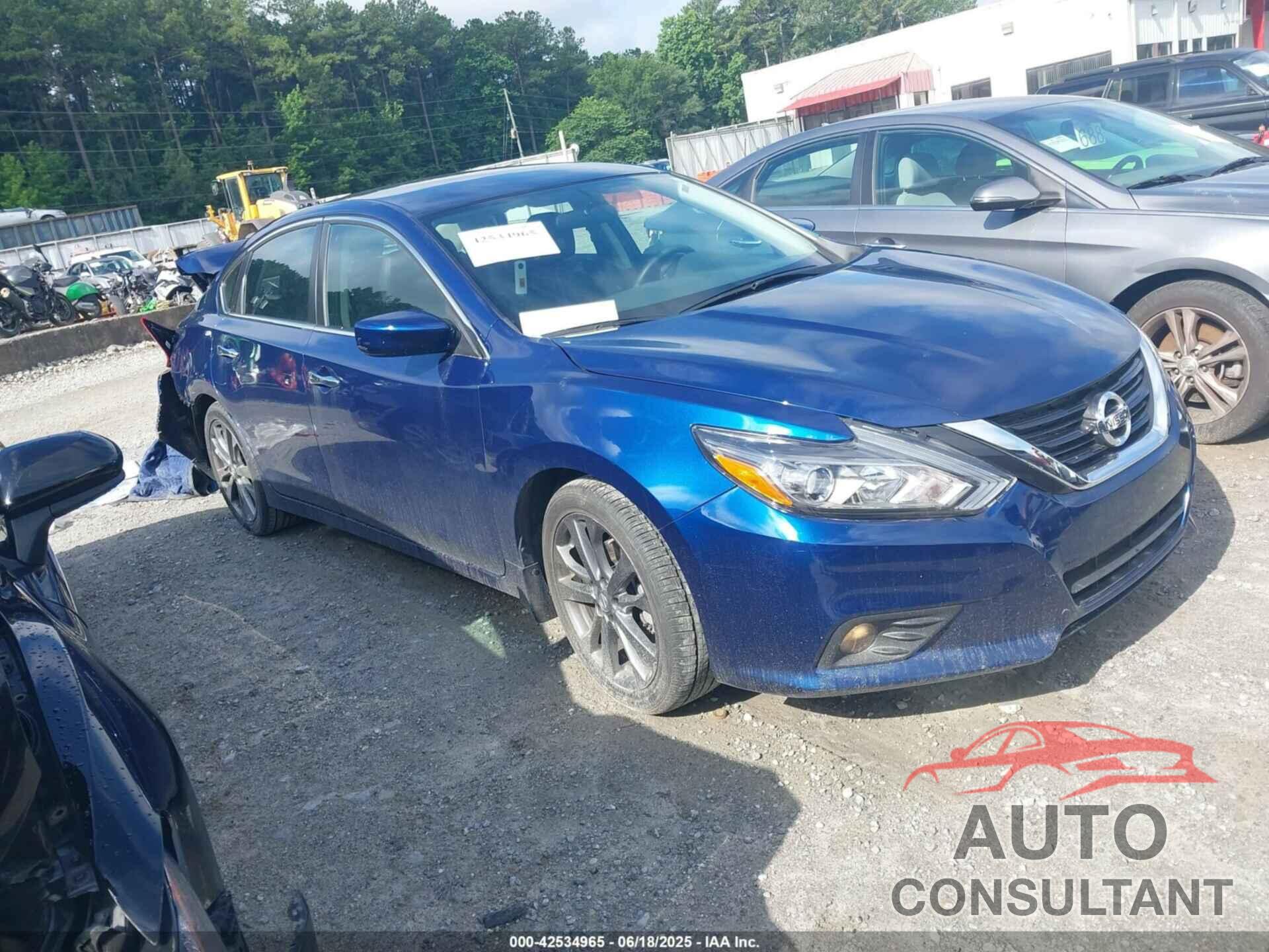 NISSAN ALTIMA 2018 - 1N4AL3AP3JC256969
