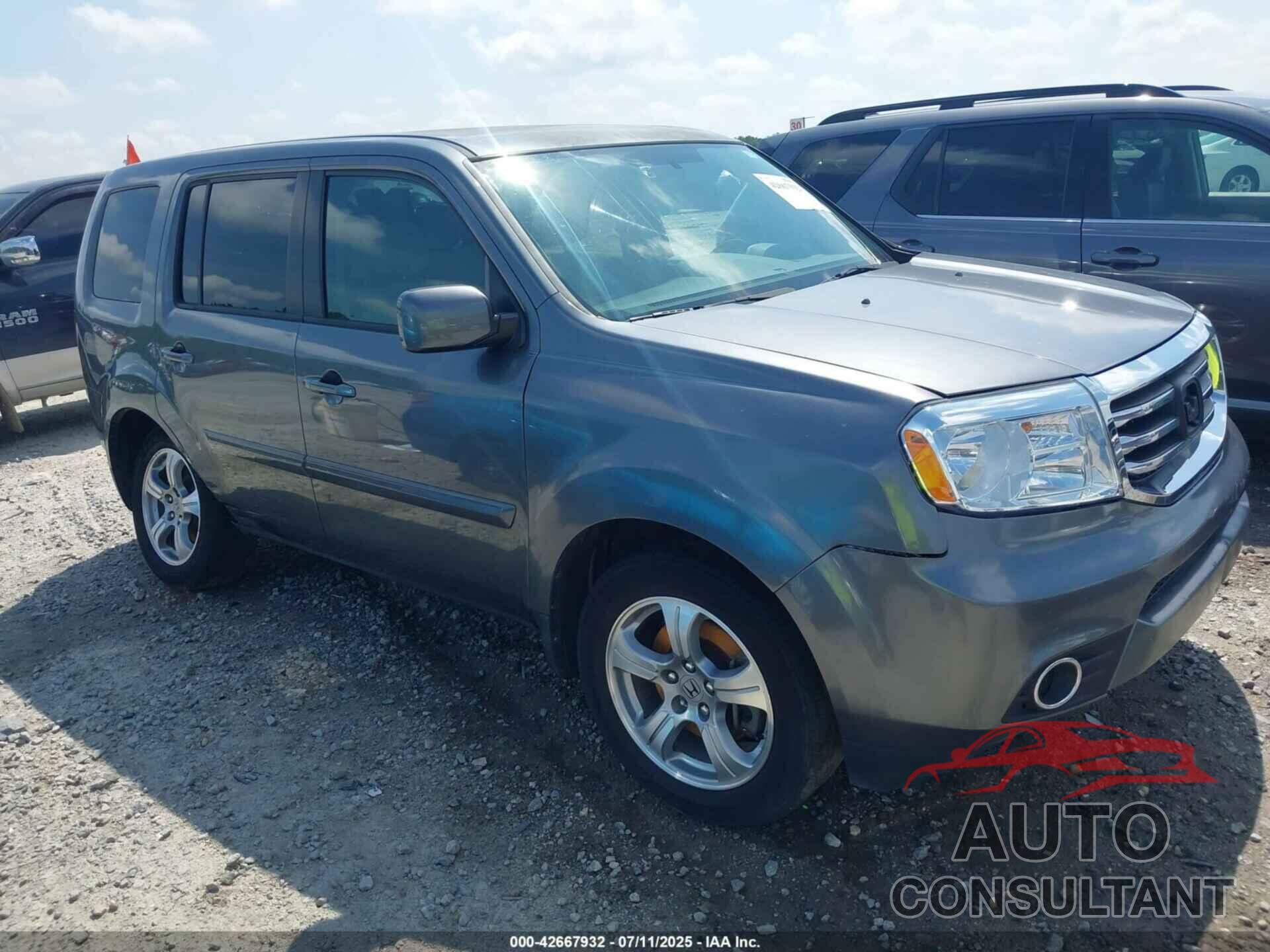 HONDA PILOT 2013 - 5FNYF4H45DB052683