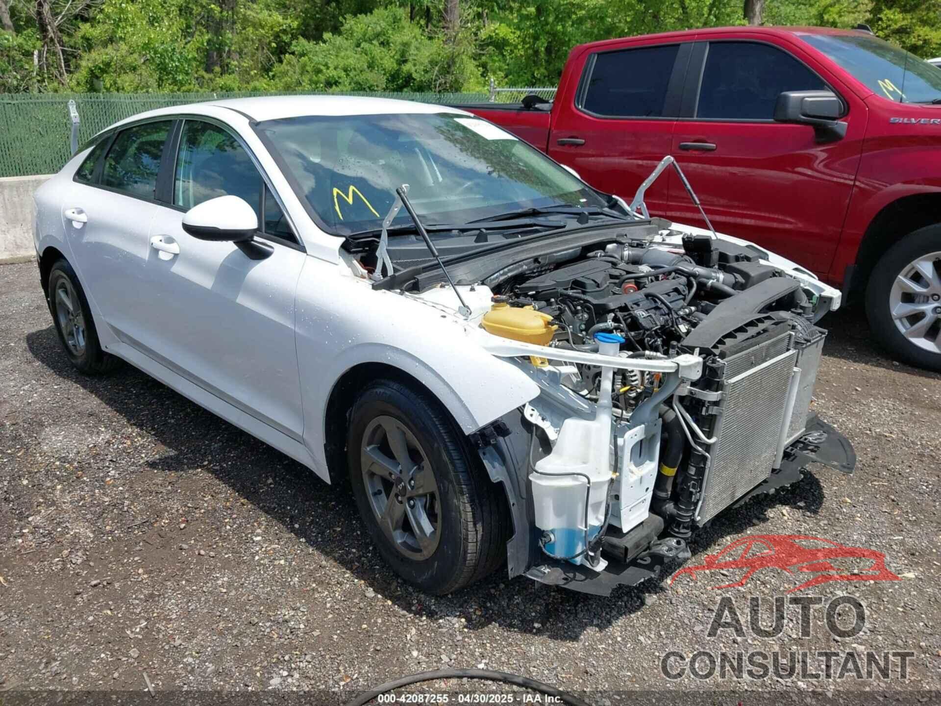 KIA K5 2022 - 5XXG14J21NG135013