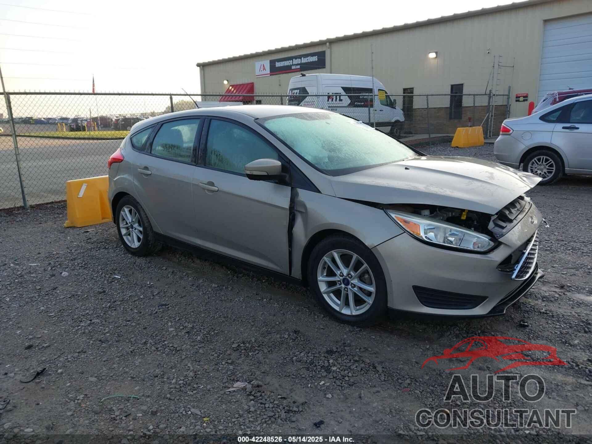 FORD FOCUS 2015 - 1FADP3K26FL227624