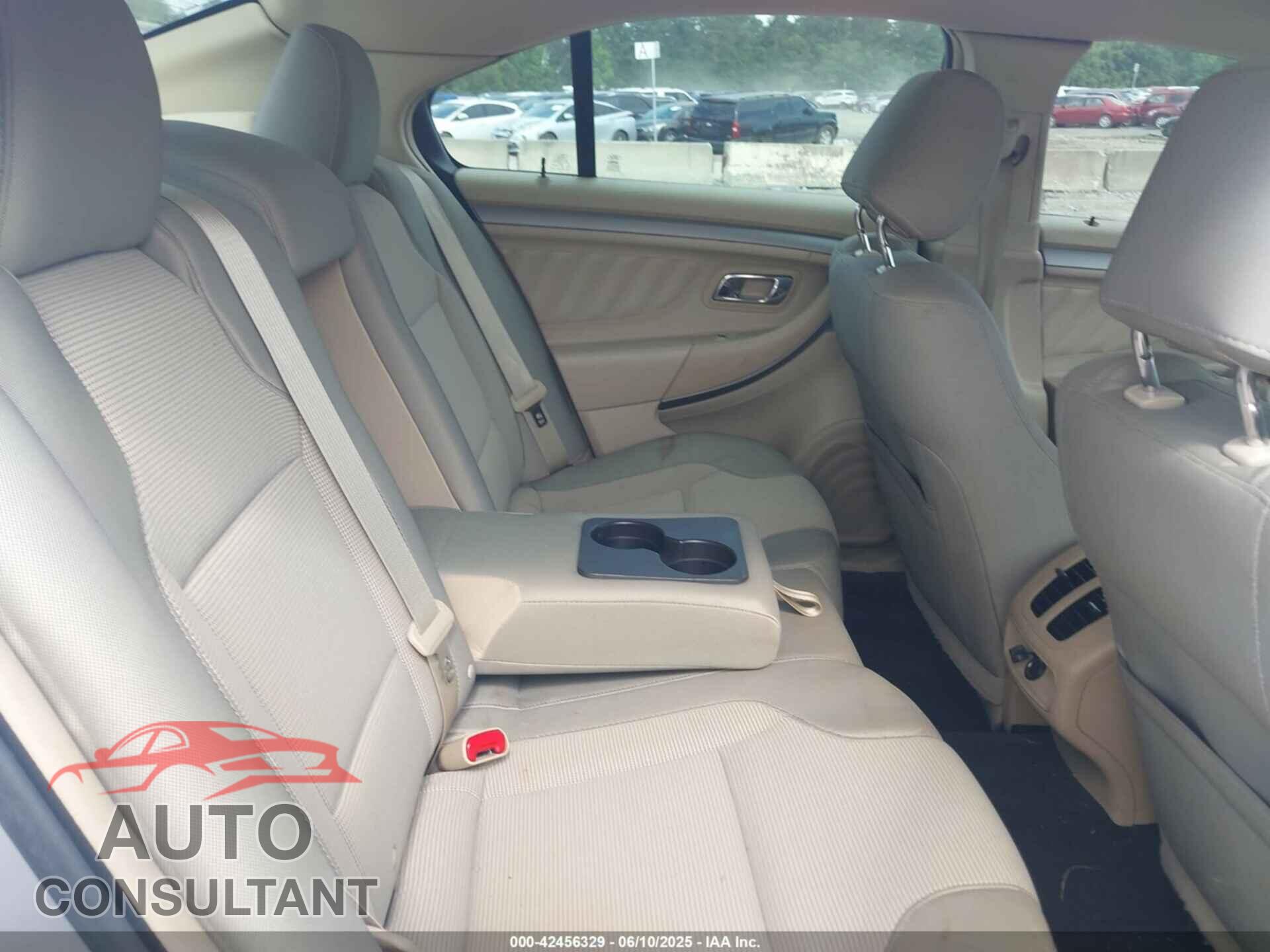FORD TAURUS 2014 - 1FAHP2E84EG139318