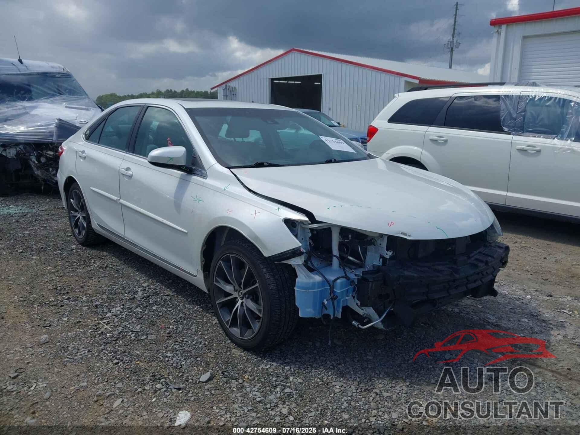 TOYOTA CAMRY 2017 - 4T1BK1FKXHU581170