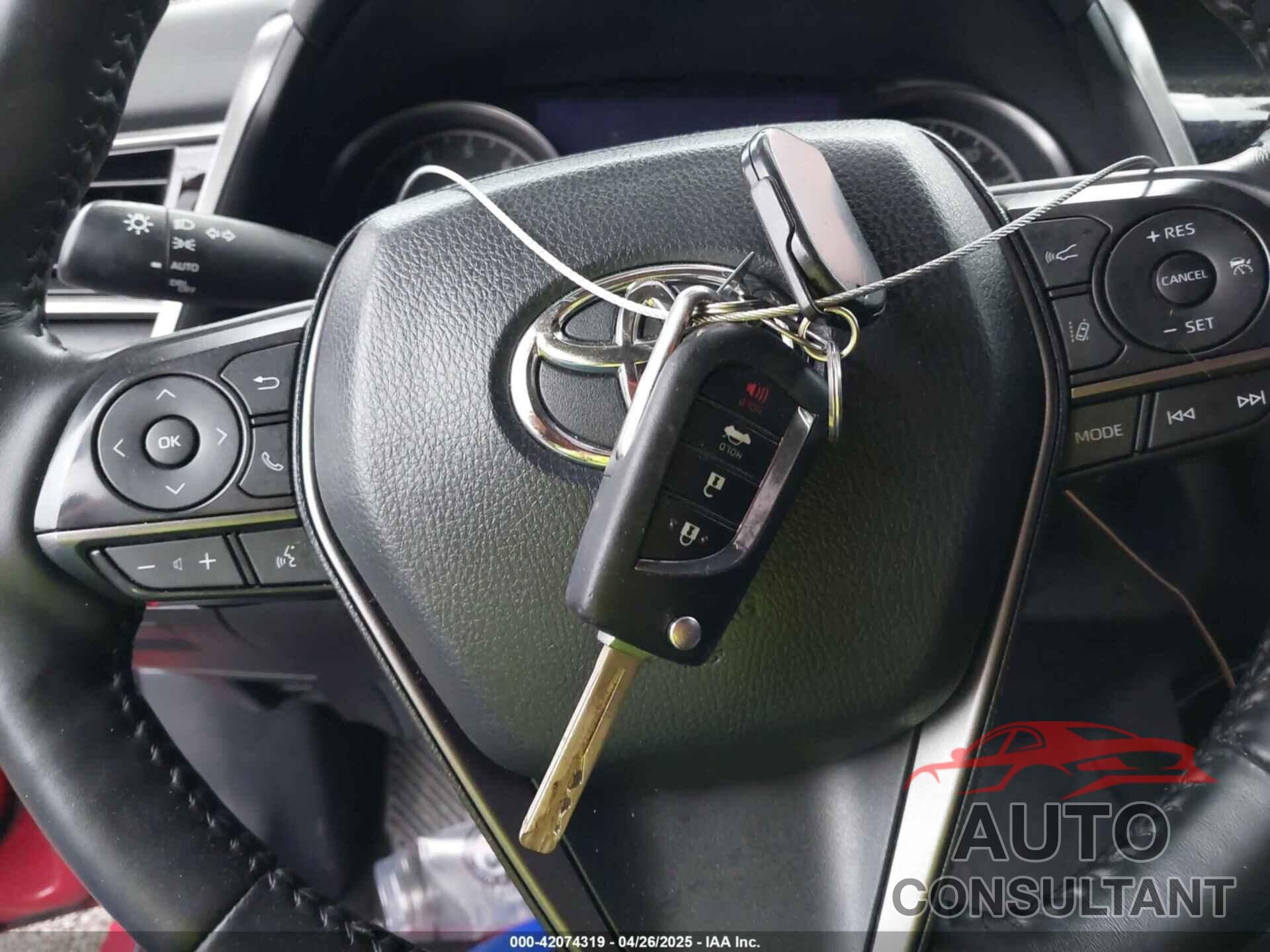 TOYOTA CAMRY 2021 - 4T1G11BK2MU045239
