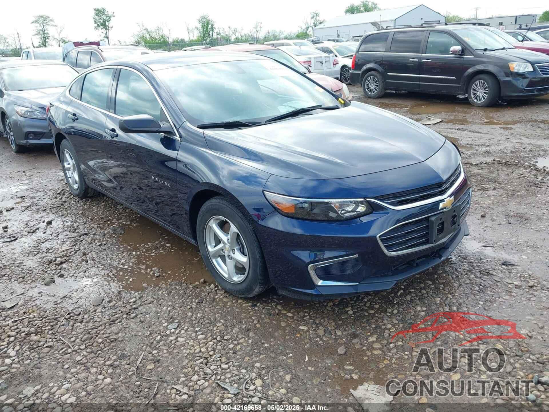 CHEVROLET MALIBU 2018 - 1G1ZB5ST8JF220757