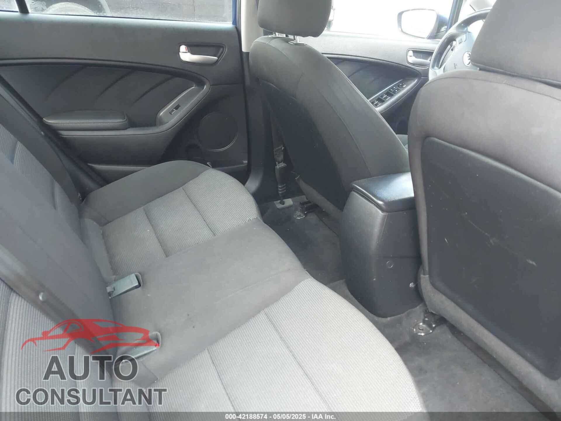 KIA FORTE 2017 - 3KPFK4A70HE141855