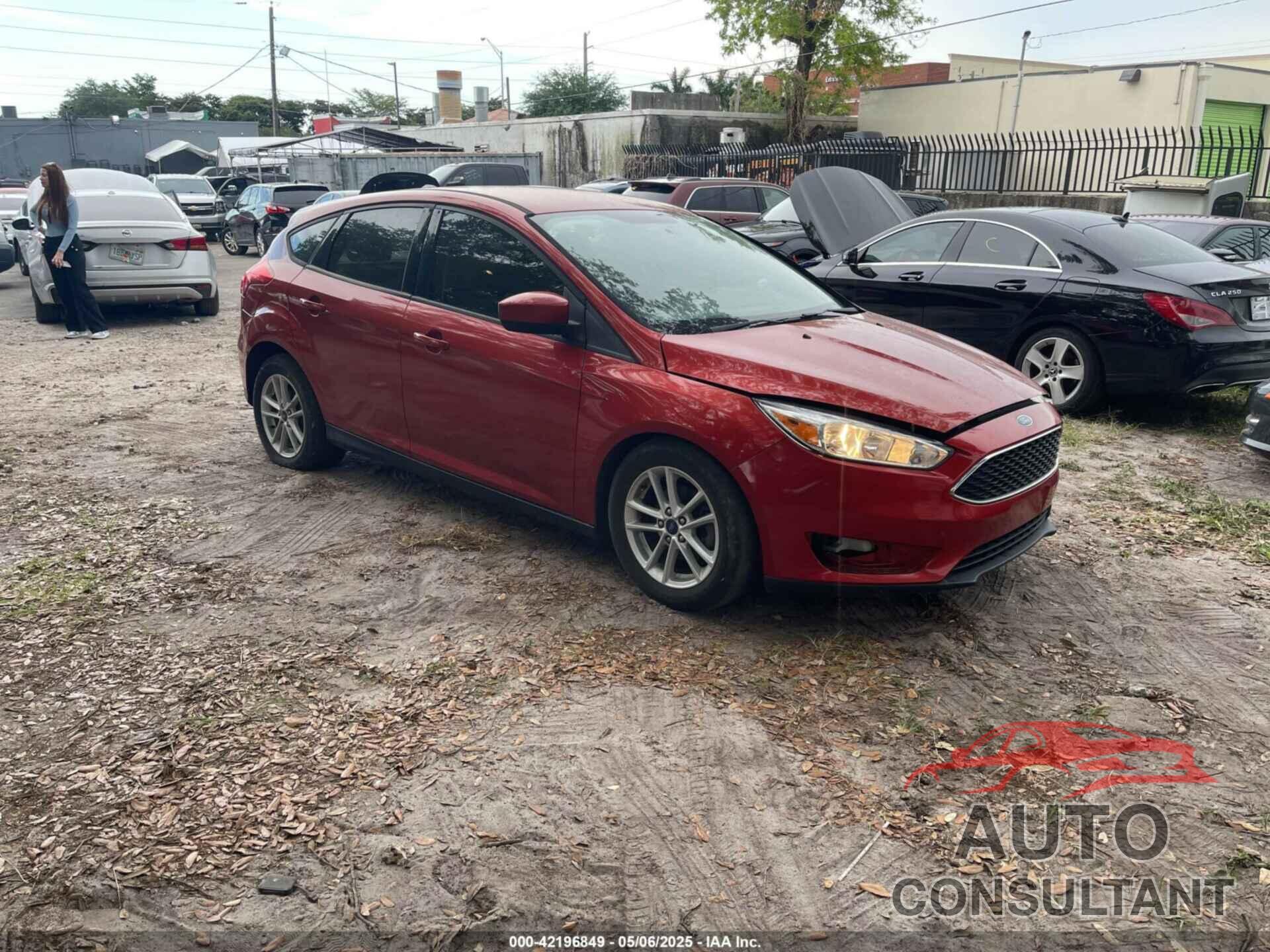 FORD FOCUS 2018 - 1FADP3K27JL253089