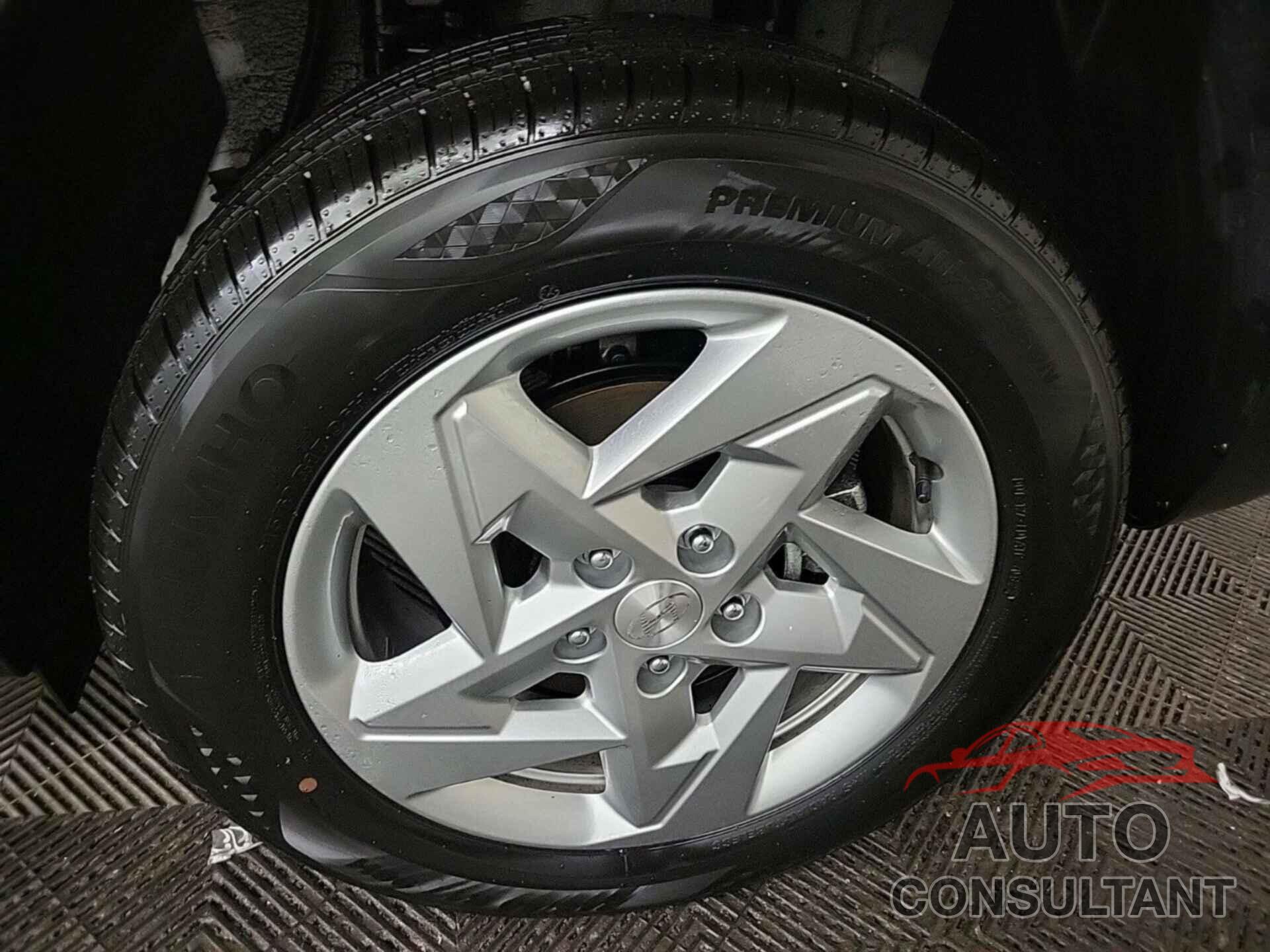 HYUNDAI KONA 2024 - KM8HACAB1RU146331