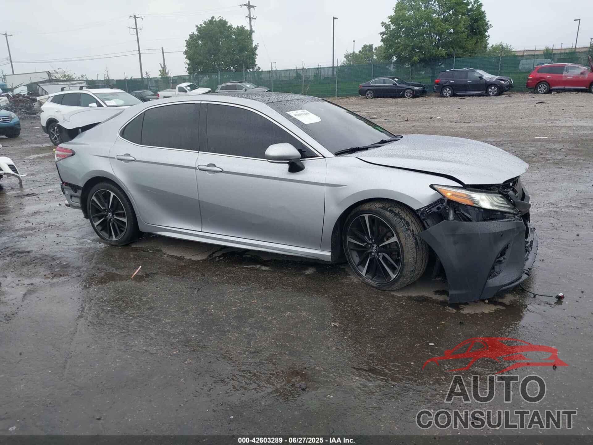 TOYOTA CAMRY 2018 - 4T1BZ1HK8JU013871