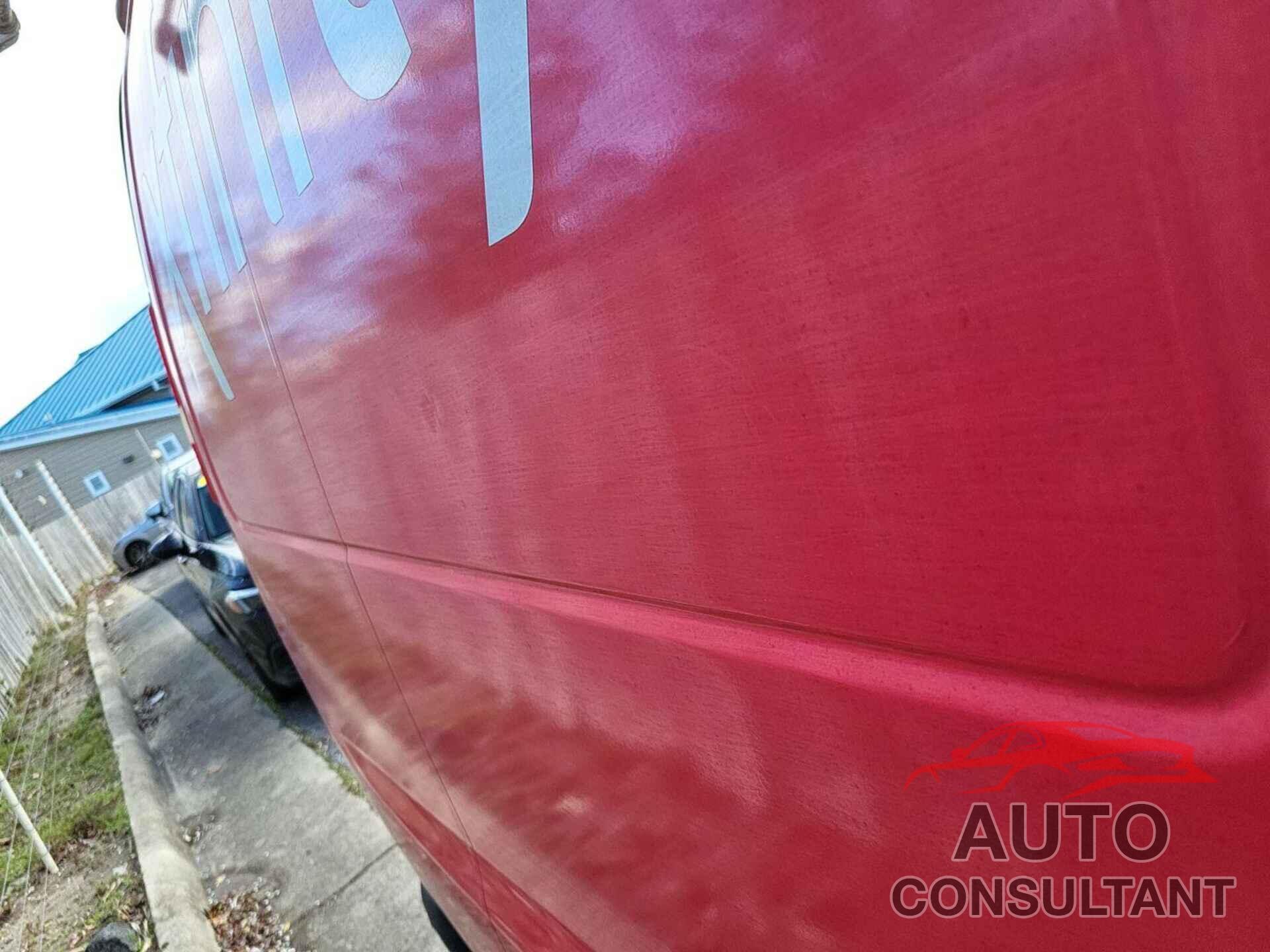 CHEVROLET EXPRESS G2500 2015 - 1GCWGFCF6F1159388
