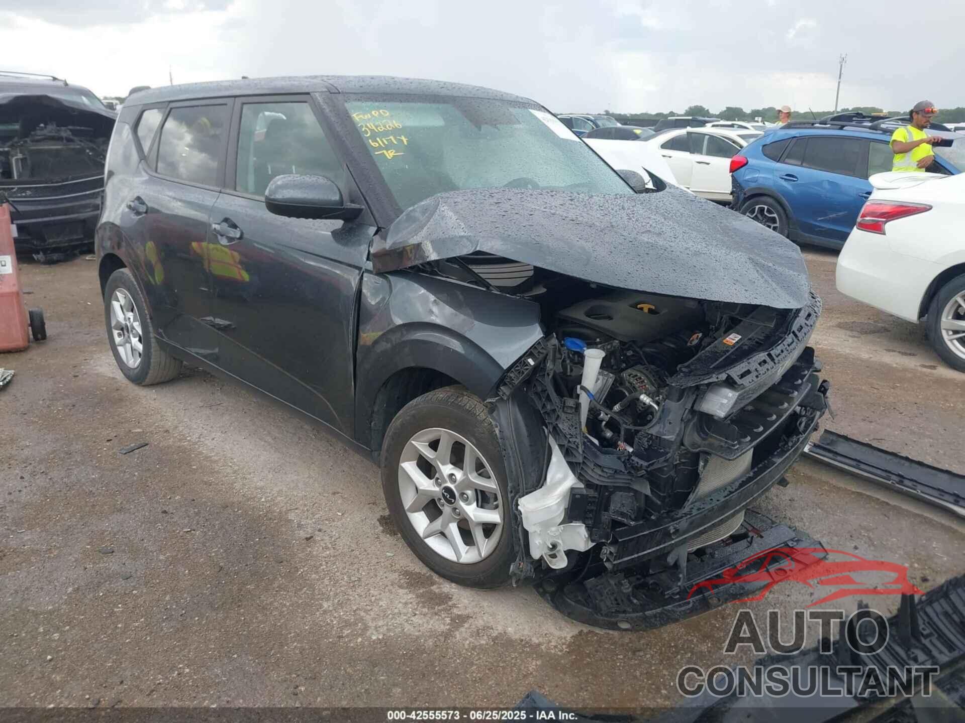 KIA SOUL 2023 - KNDJ23AU7P7196330