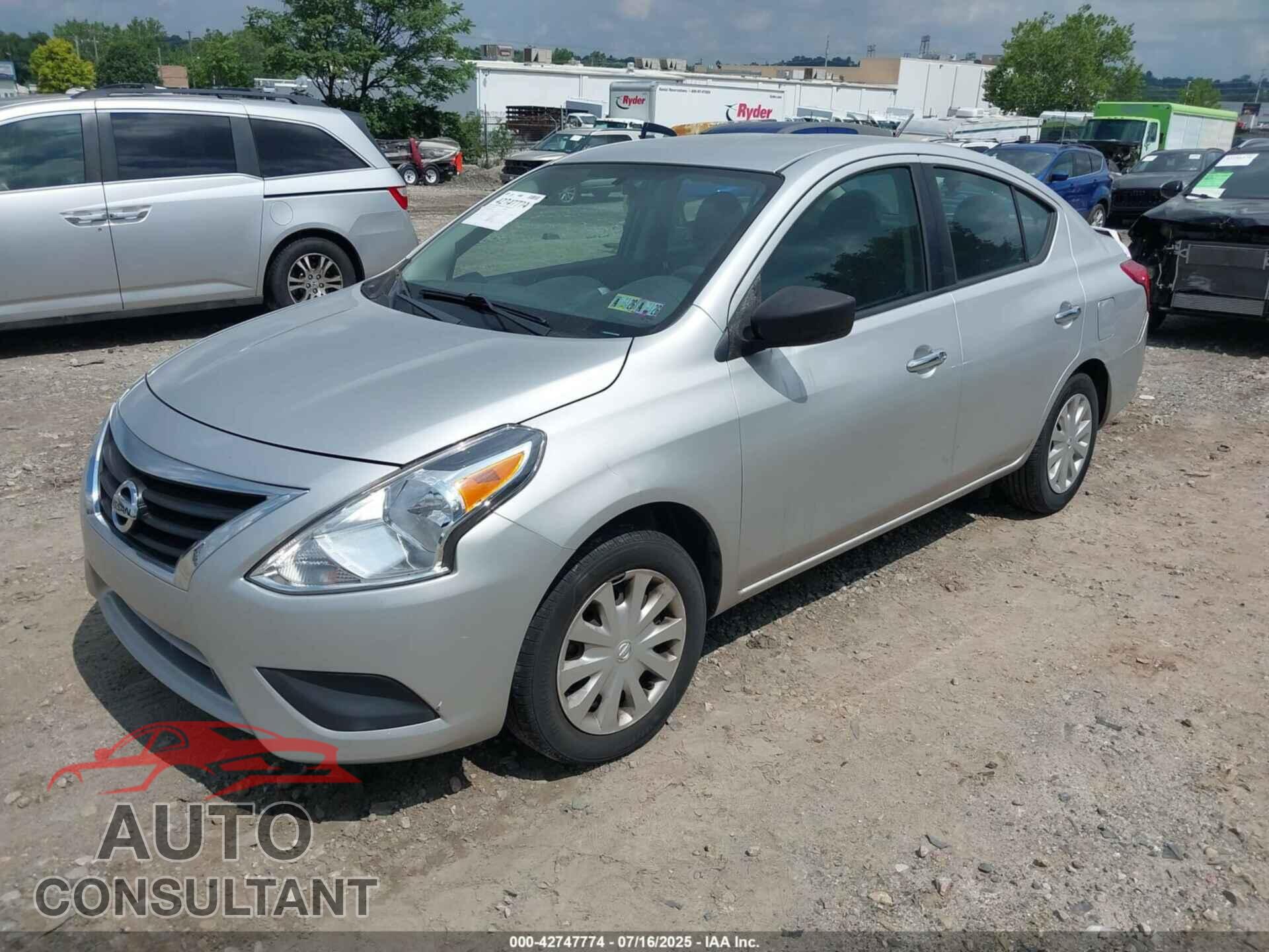 NISSAN VERSA 2017 - 3N1CN7AP3HL815782