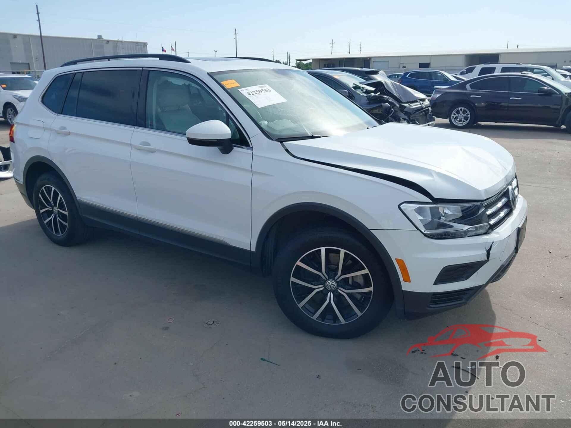 VOLKSWAGEN TIGUAN 2021 - 3VV3B7AX7MM065332