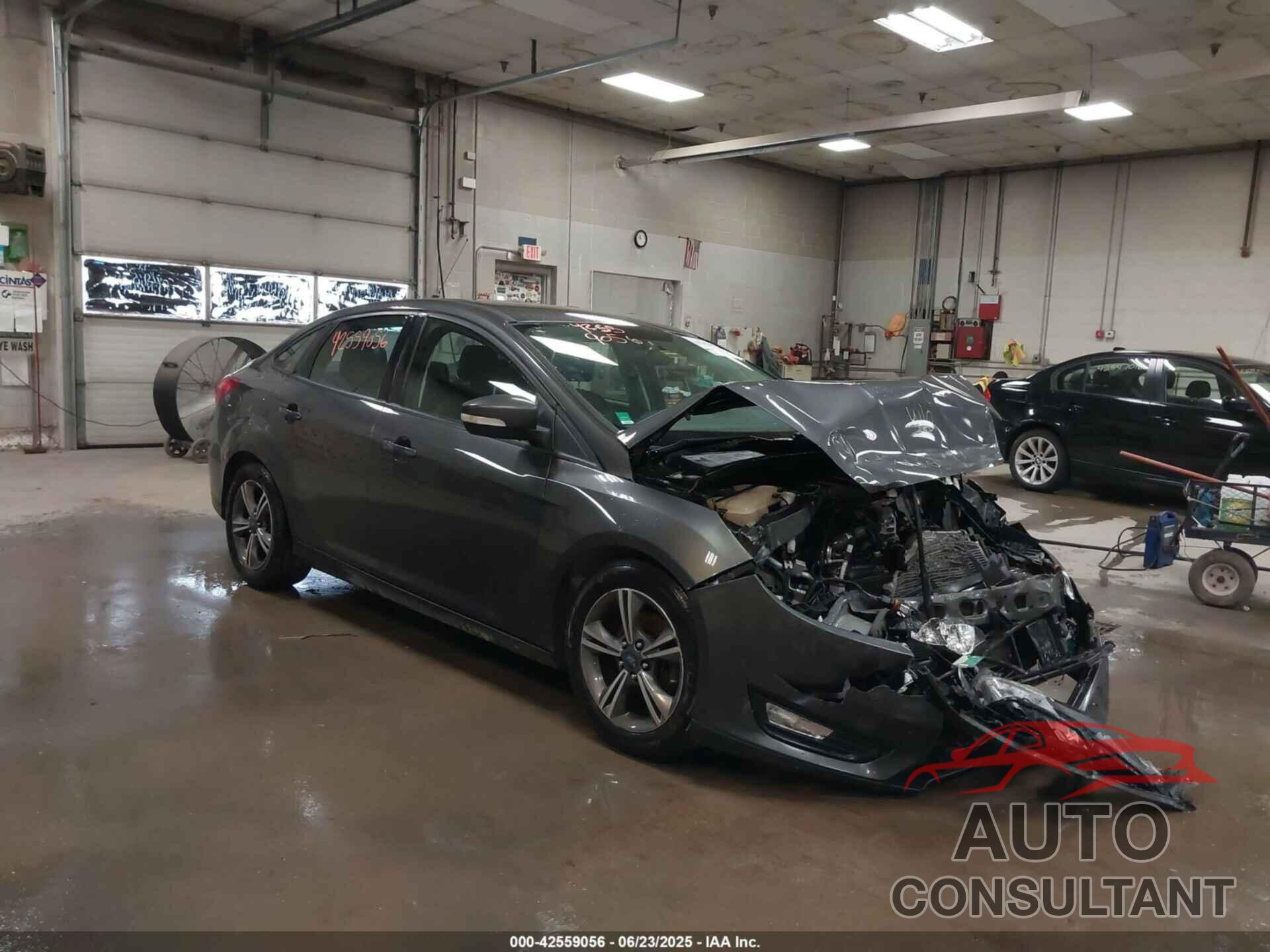 FORD FOCUS 2016 - 1FADP3FE0GL317874
