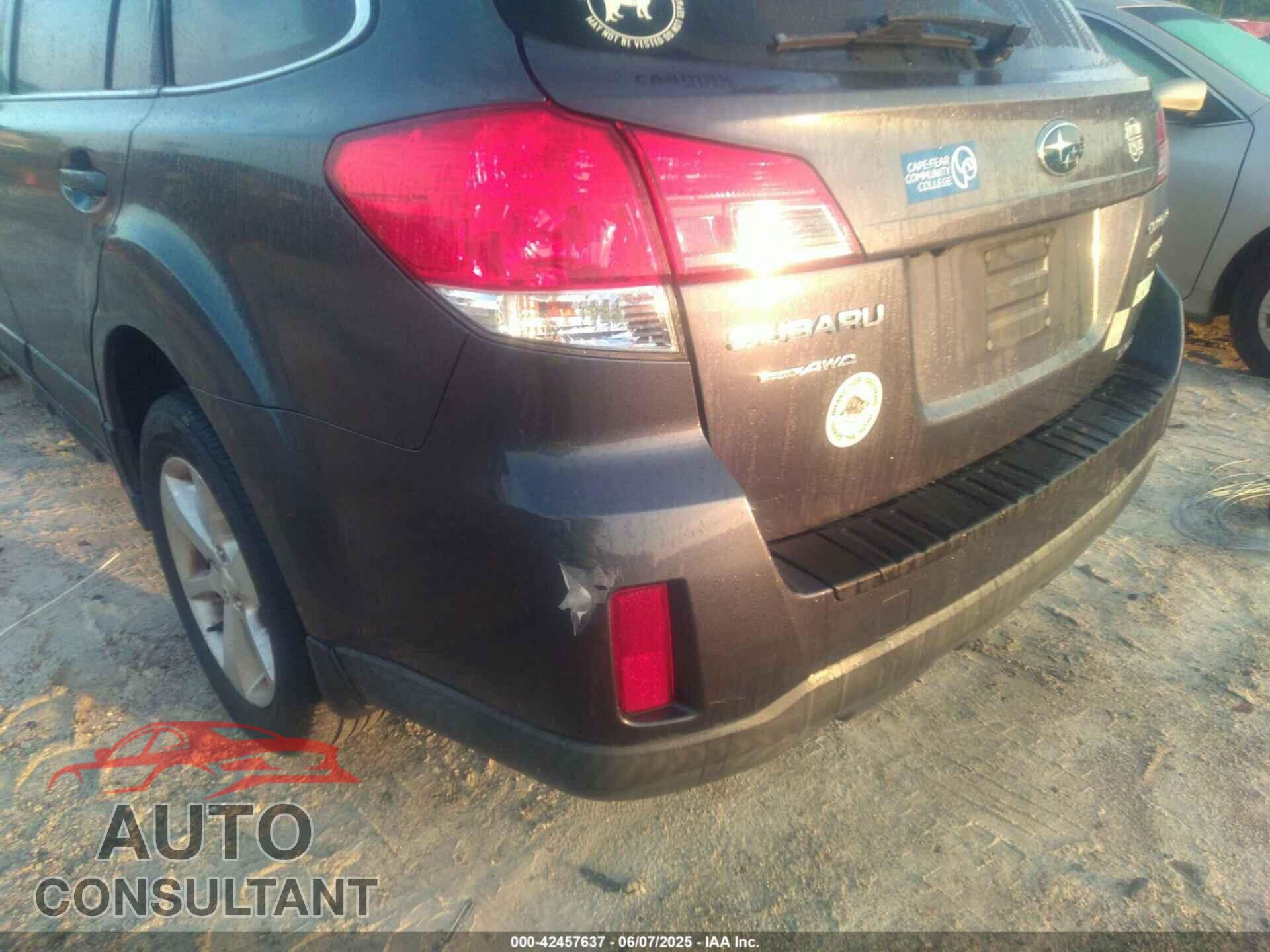 SUBARU OUTBACK 2014 - 4S4BRBLC5E3316897