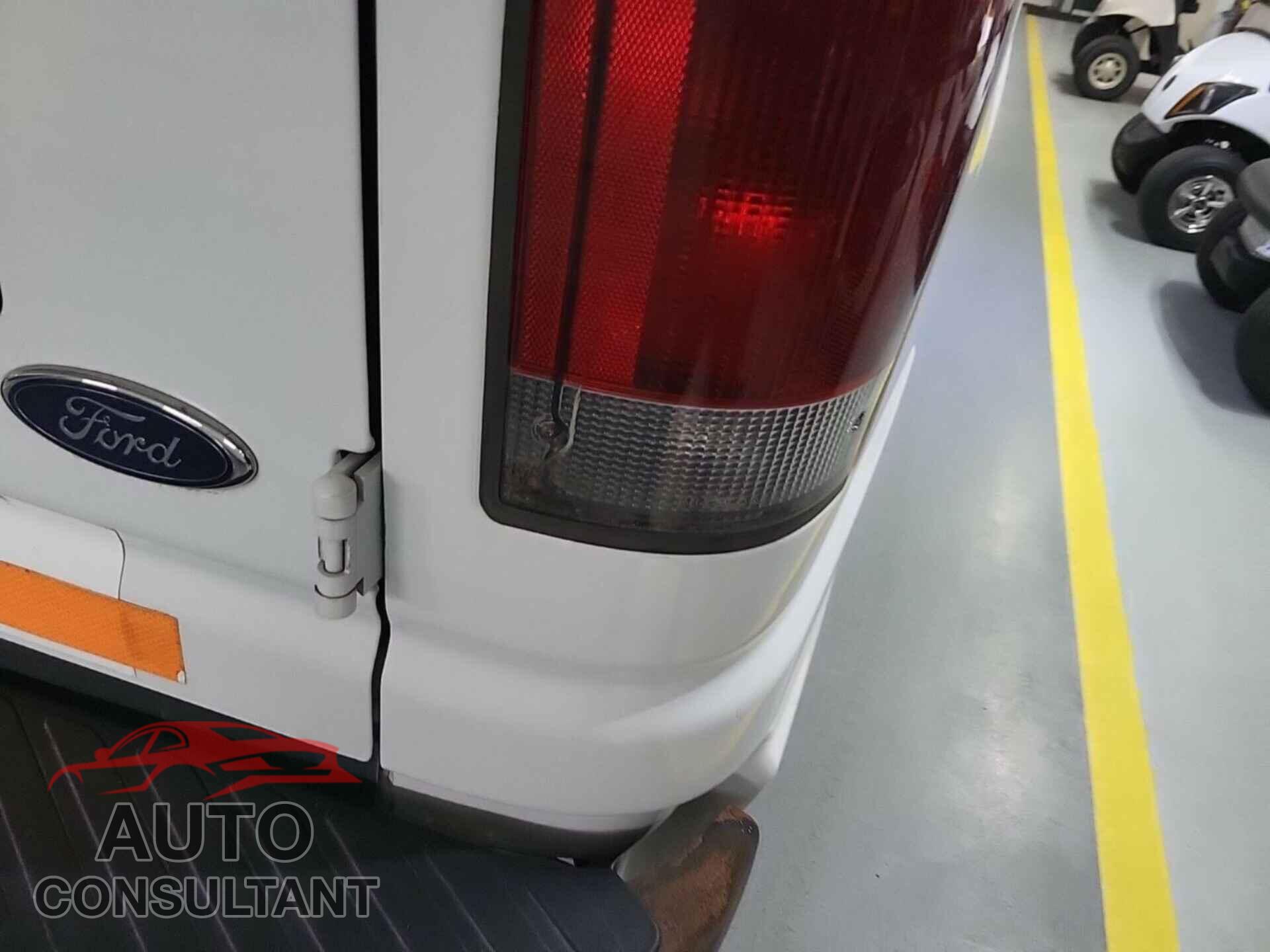 FORD ECONOLINE 2010 - 1FTNE2EW3ADA73440