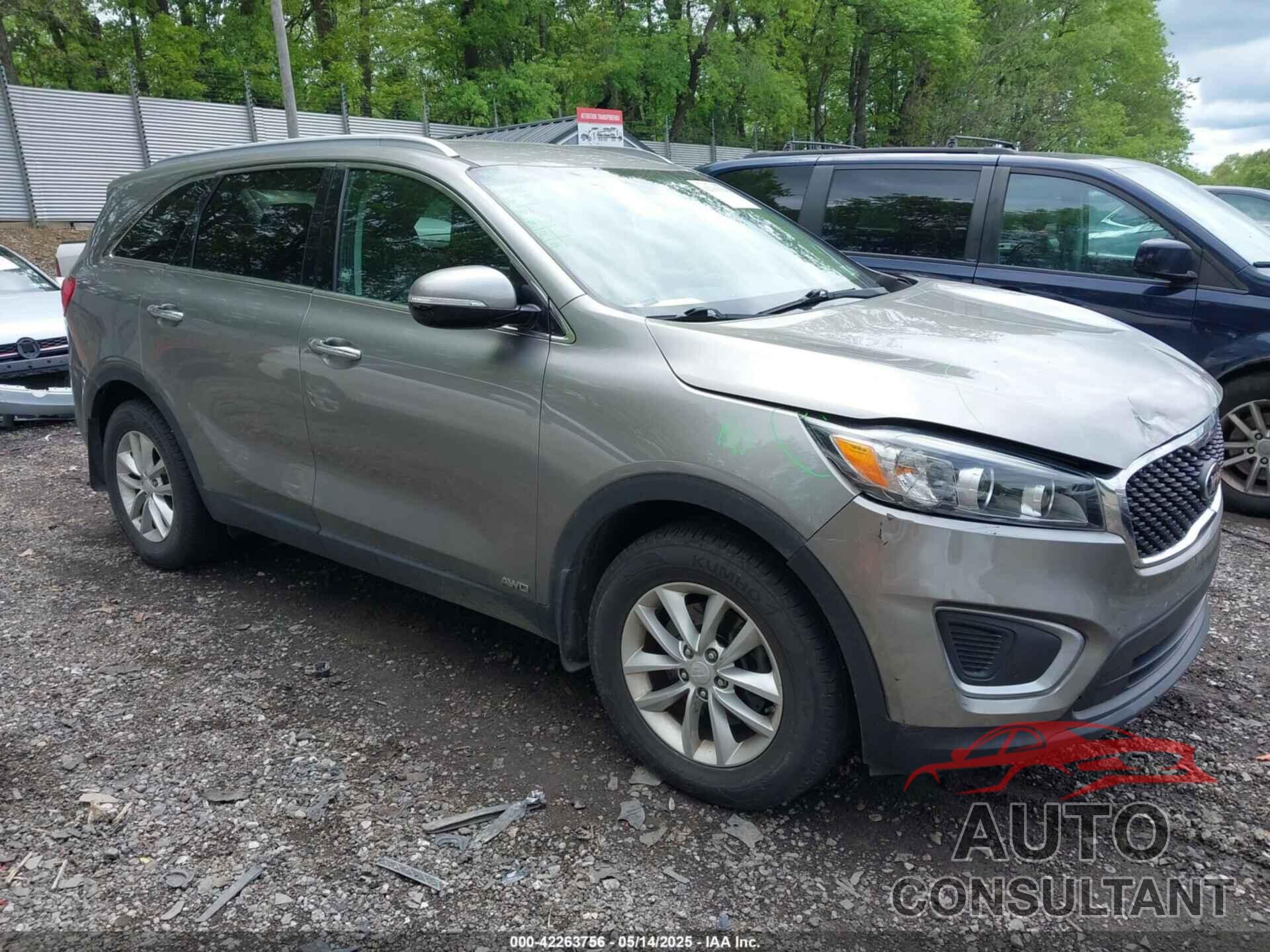 KIA SORENTO 2017 - 5XYPGDA37HG239271