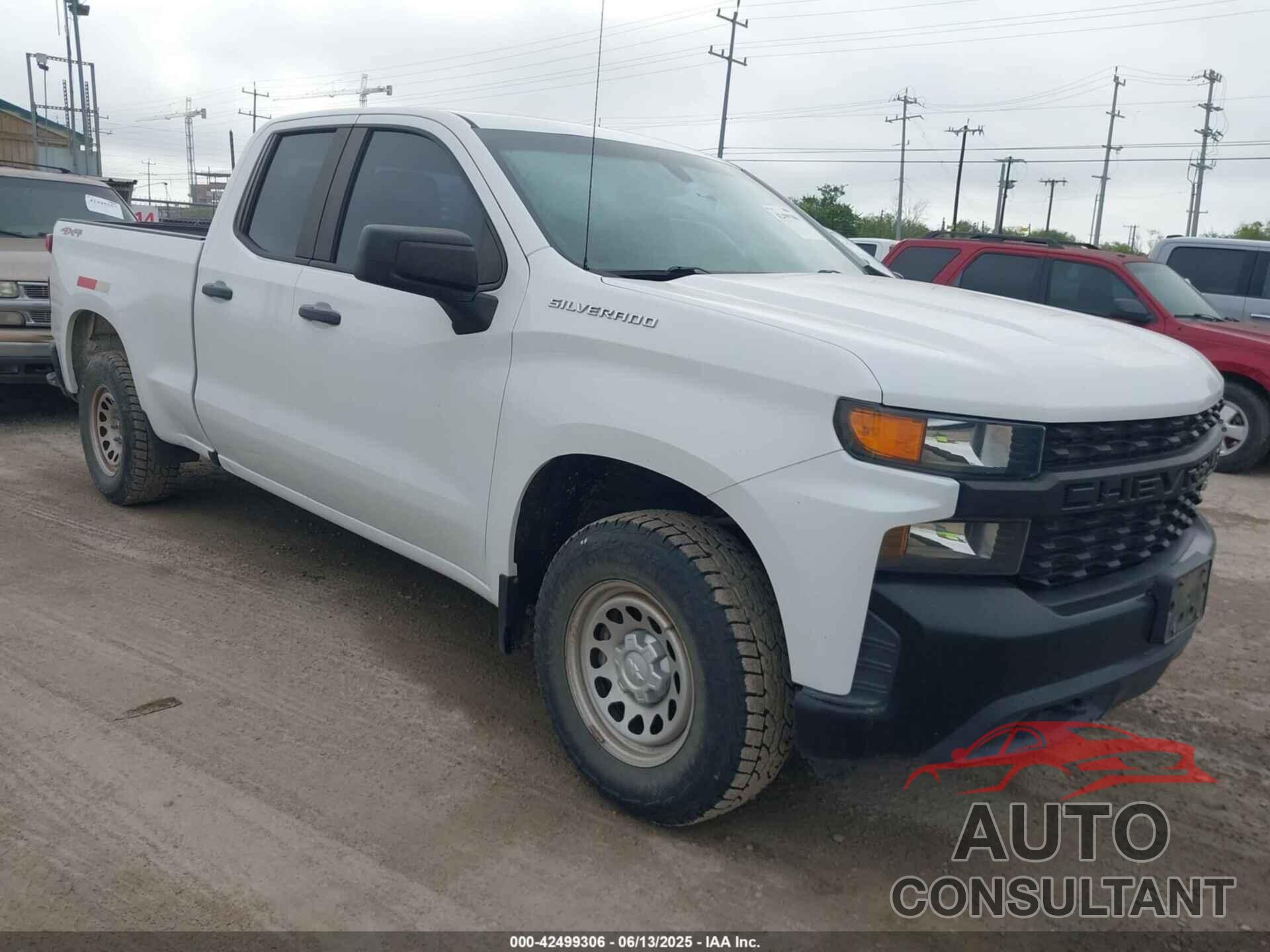 CHEVROLET SILVERADO 1500 2020 - 1GCRYAEF9LZ178542