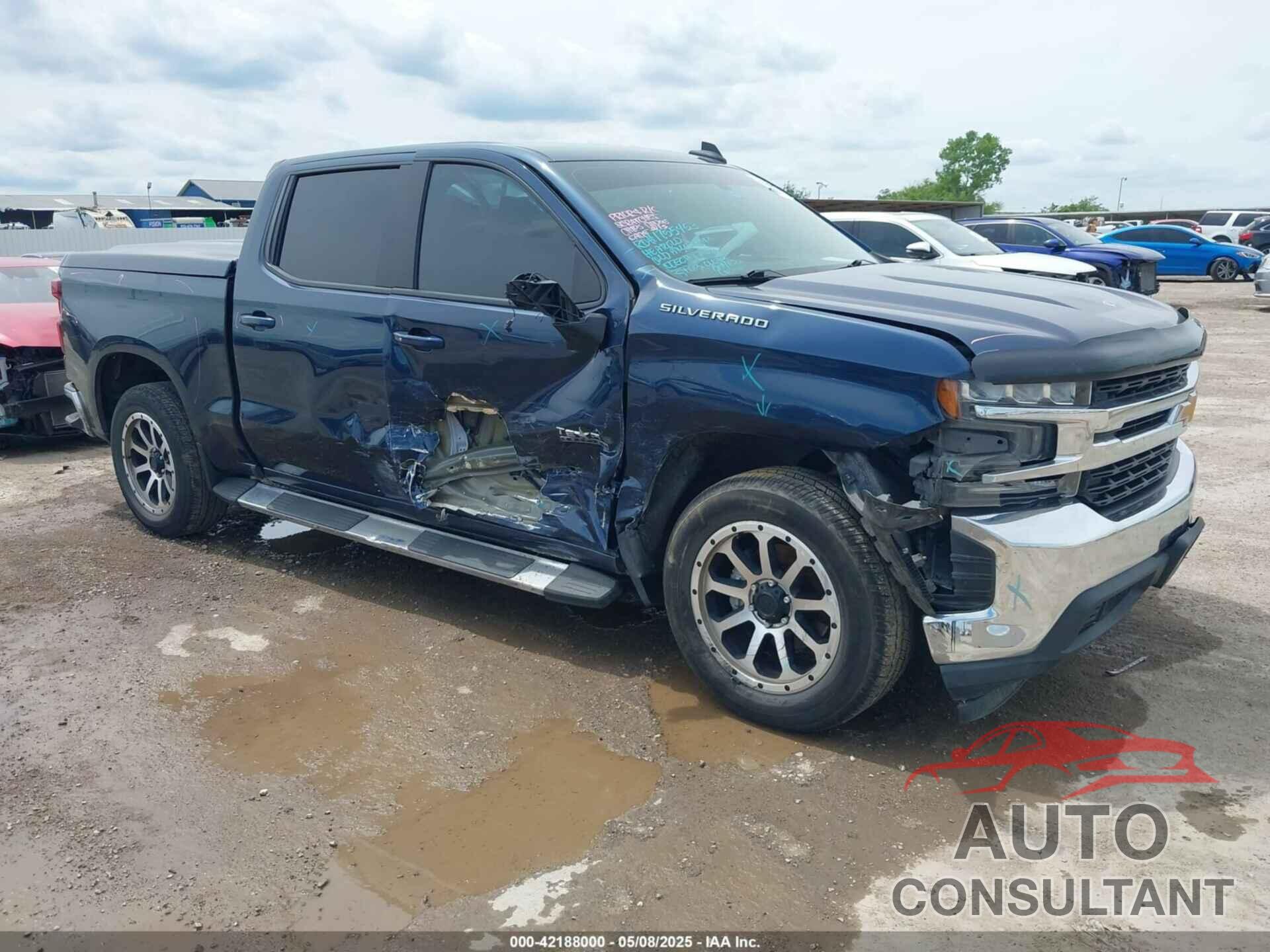 CHEVROLET SILVERADO 1500 2021 - 1GCPWCED5MZ167482