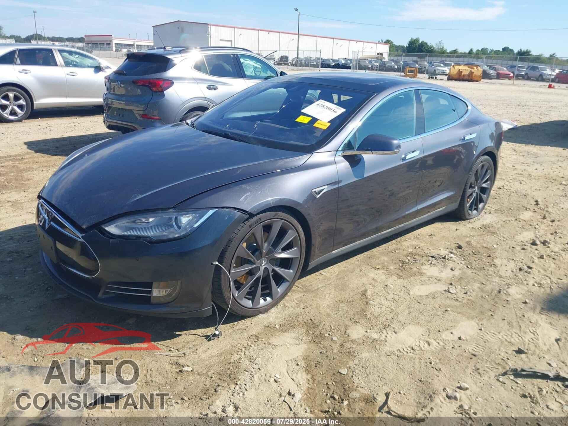 TESLA MODEL S 2015 - 5YJSA1E23FF102635