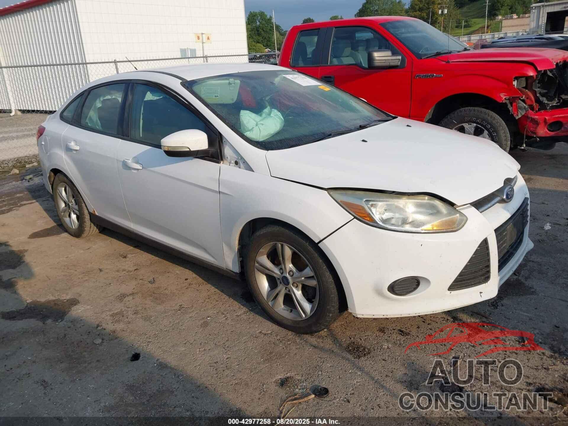 FORD FOCUS 2014 - 1FADP3F21EL462540