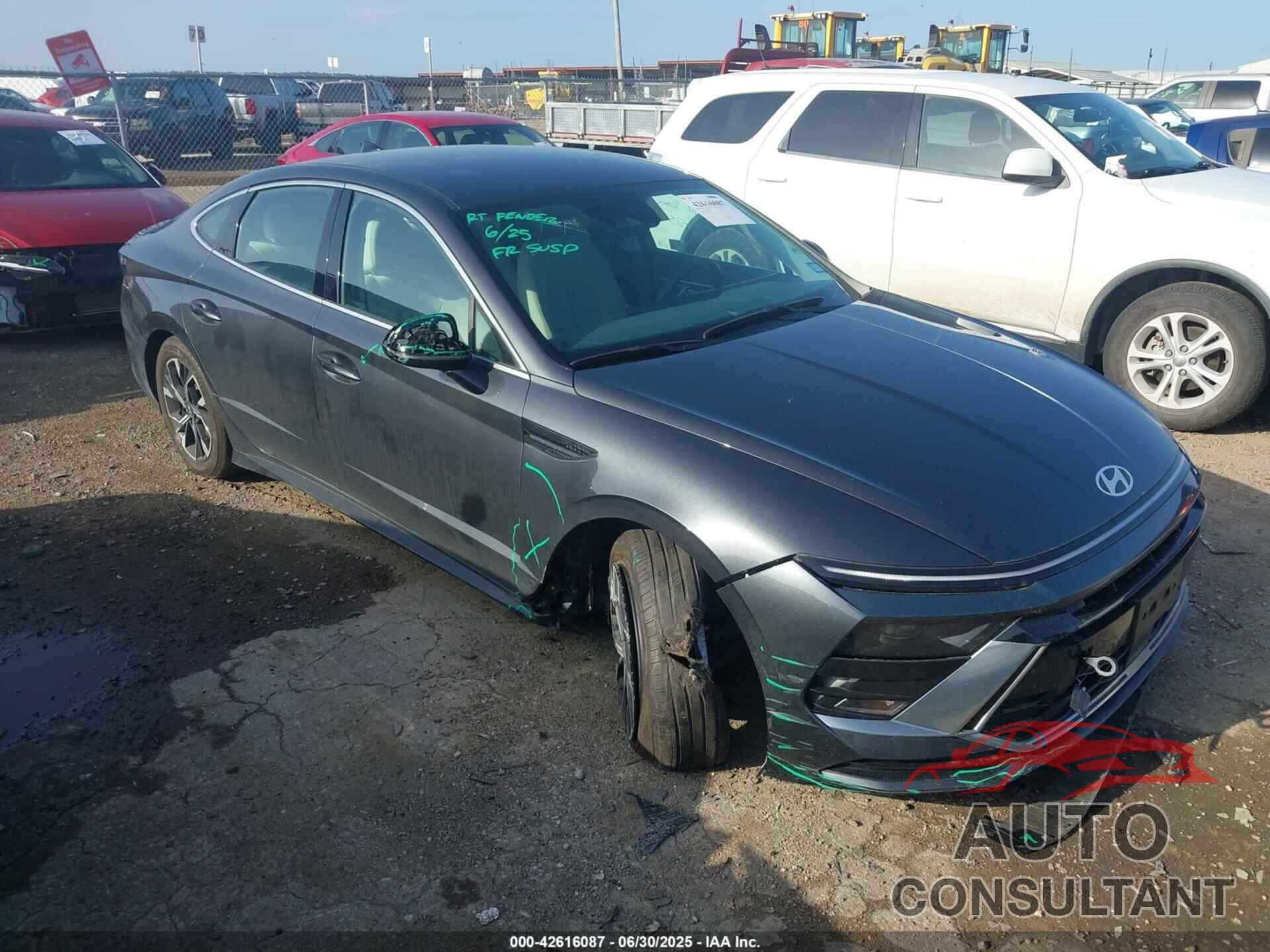 HYUNDAI SONATA 2024 - KMHL64JA4RA387956