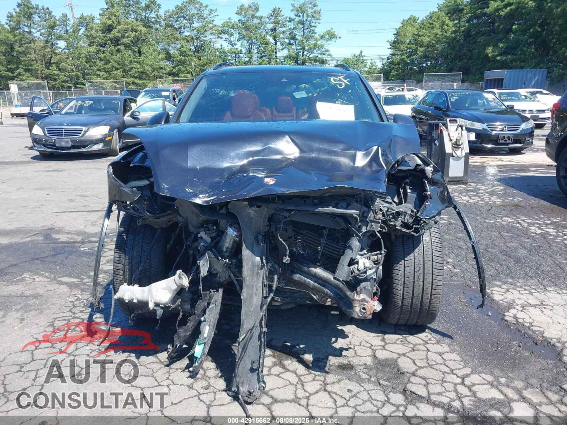 PORSCHE CAYENNE 2016 - WP1AC2A23GLA86659