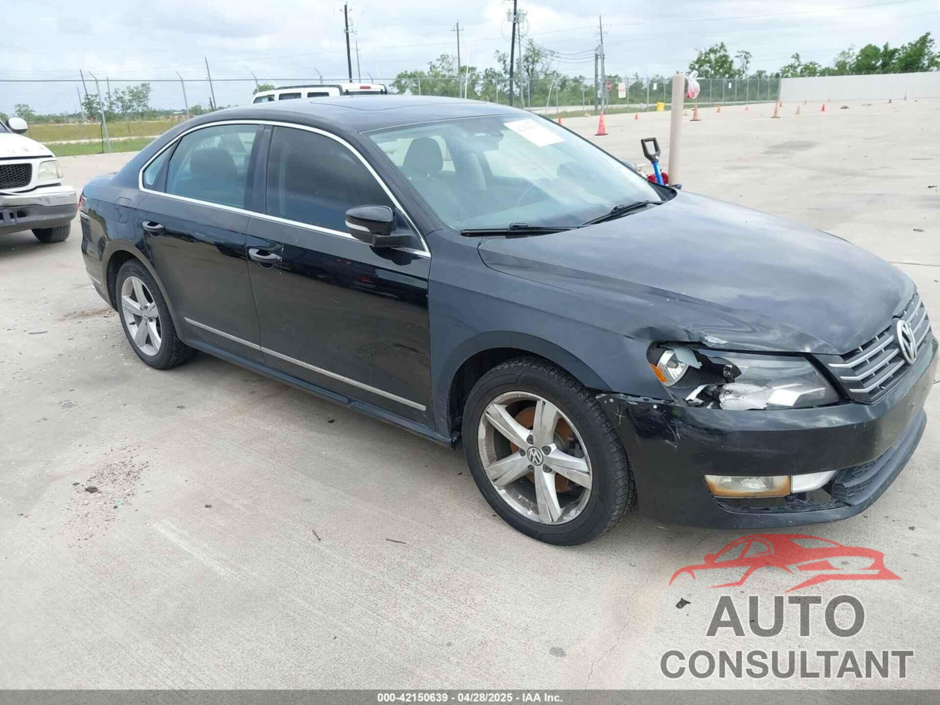 VOLKSWAGEN PASSAT 2013 - 1VWBN7A30DC043444