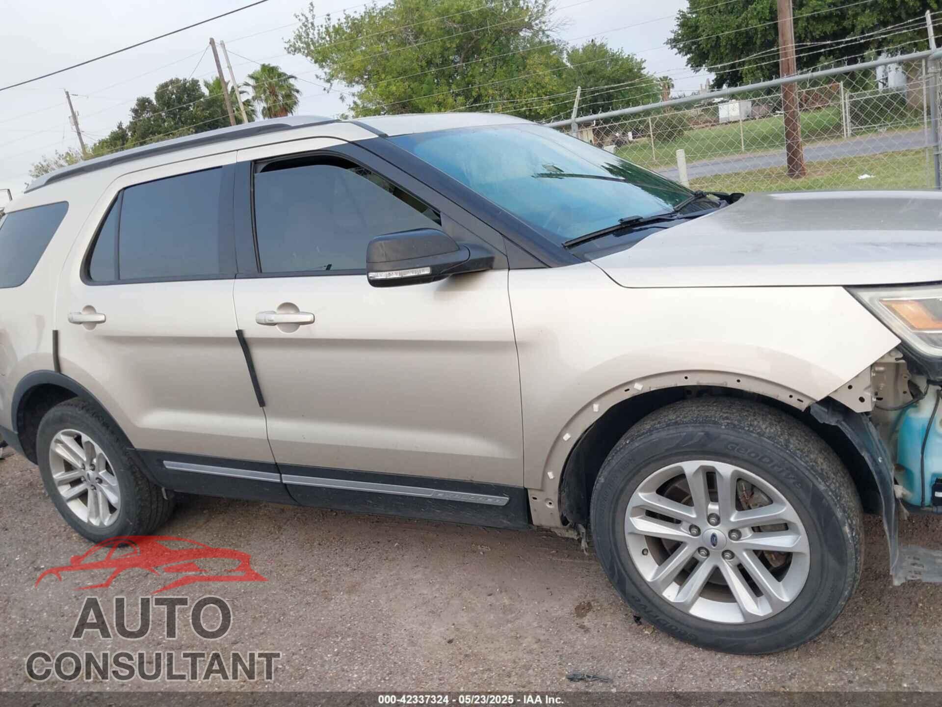FORD EXPLORER 2017 - 1FM5K7D80HGD39865