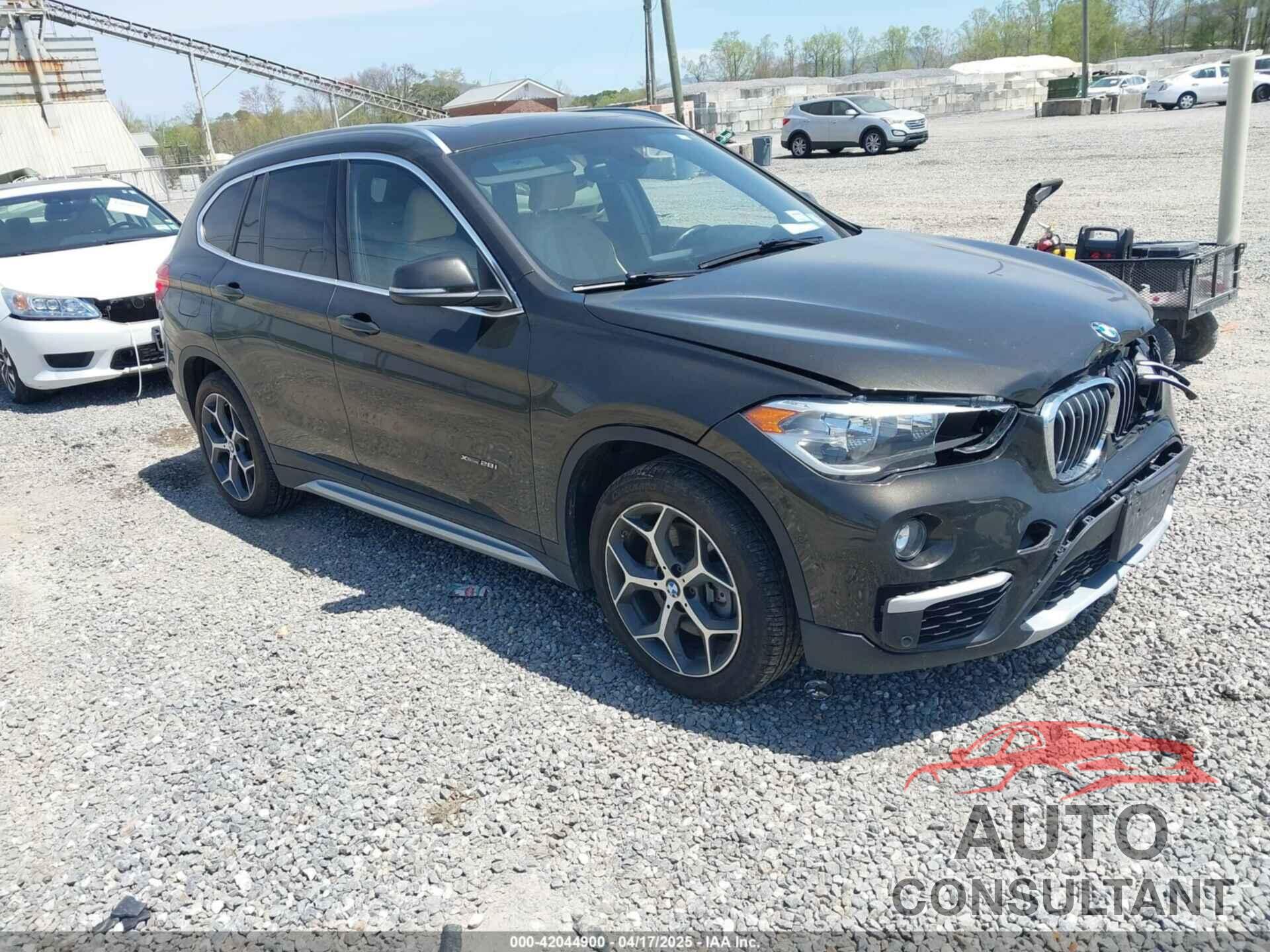 BMW X1 2018 - WBXHT3C39J5F88234