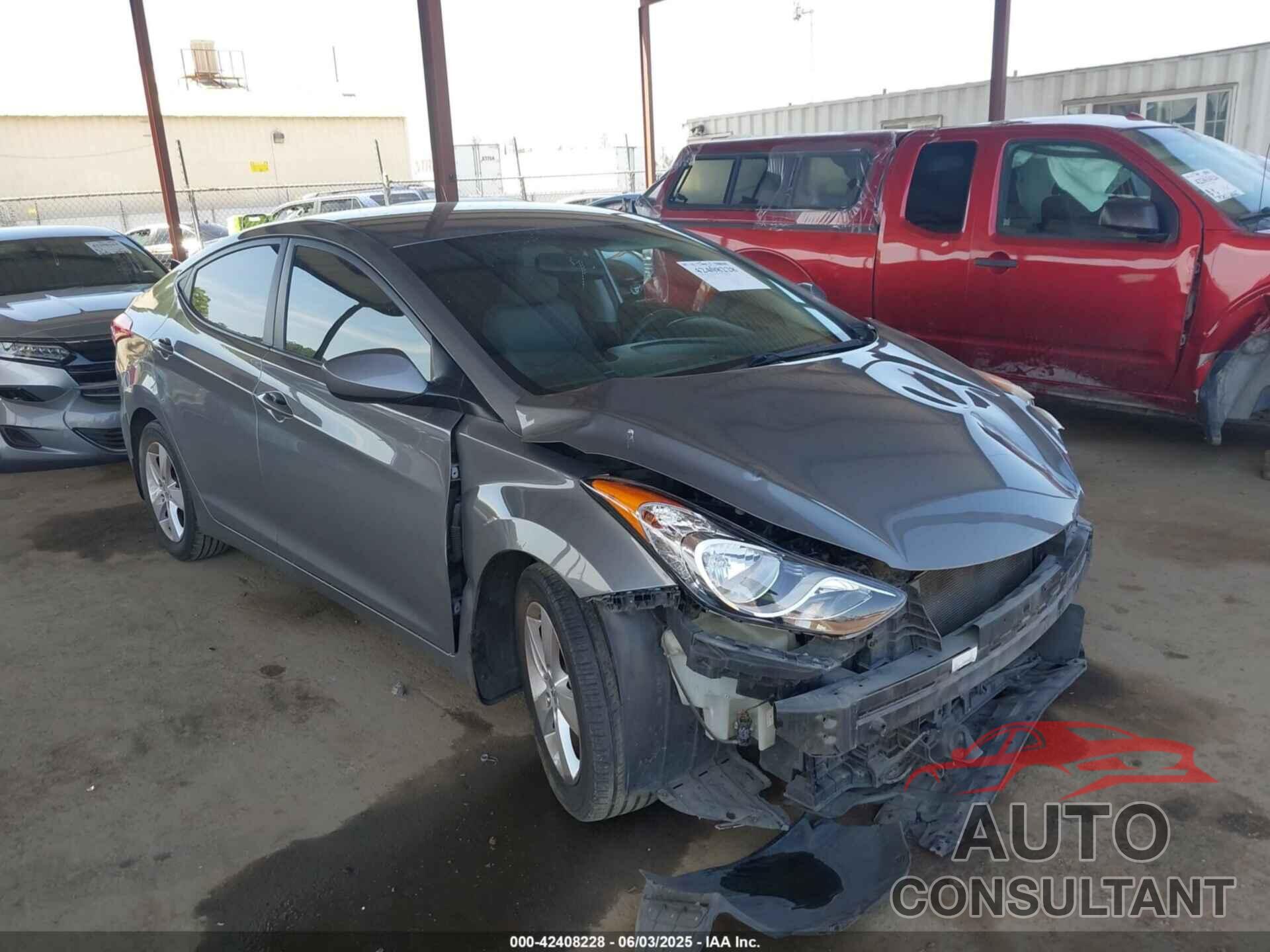 HYUNDAI ELANTRA 2013 - 5NPDH4AE7DH283422