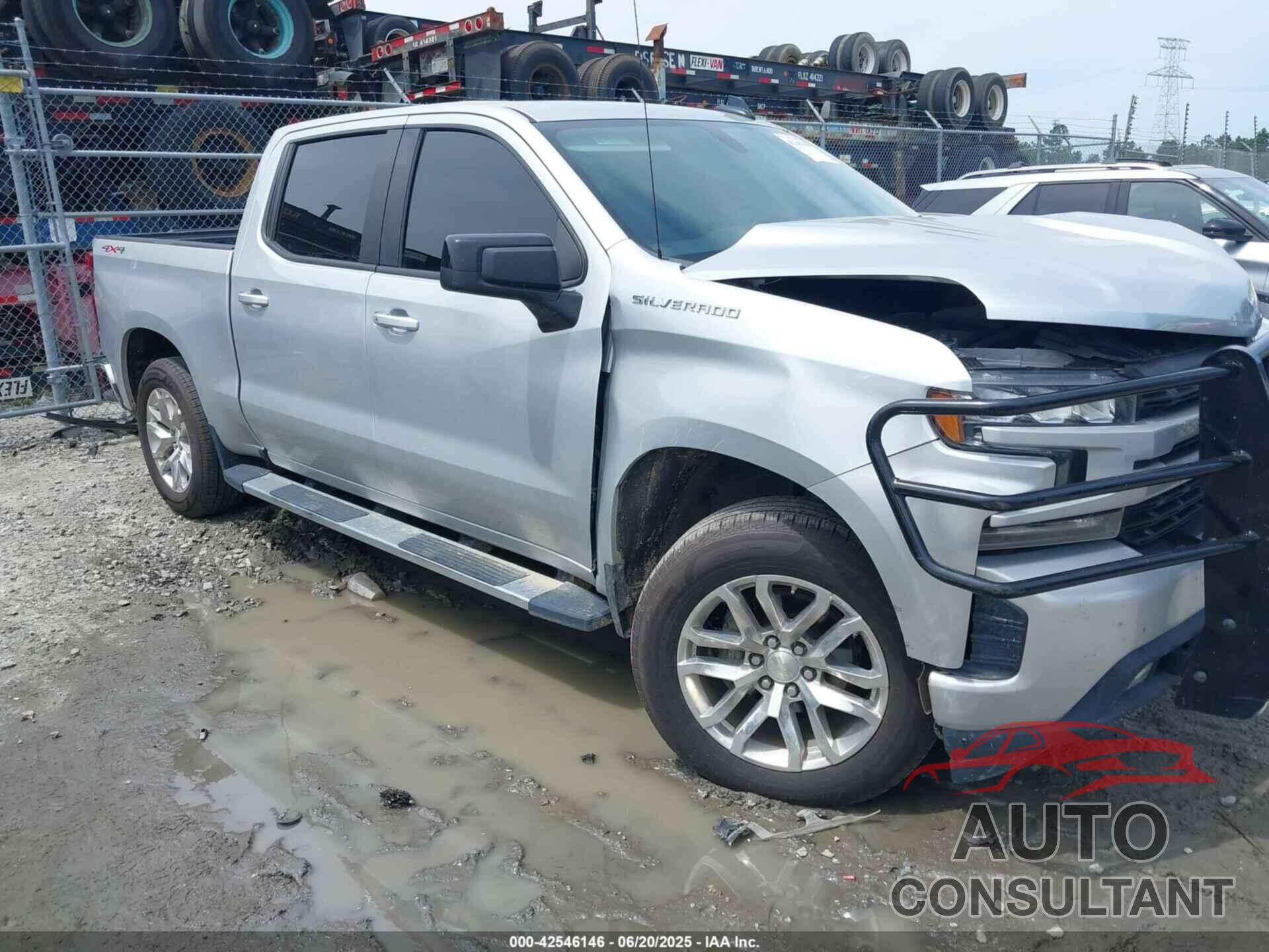 CHEVROLET SILVERADO 1500 2020 - 1GCUYEED5LZ107631