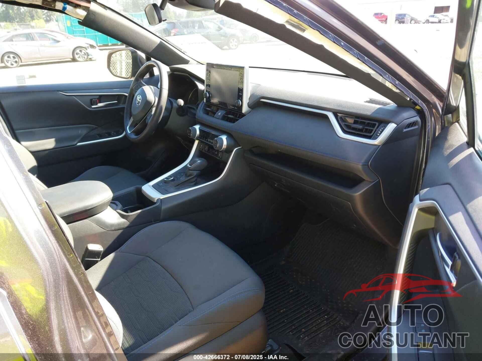 TOYOTA RAV4 HYBRID 2022 - 4T3T6RFV5NU101105