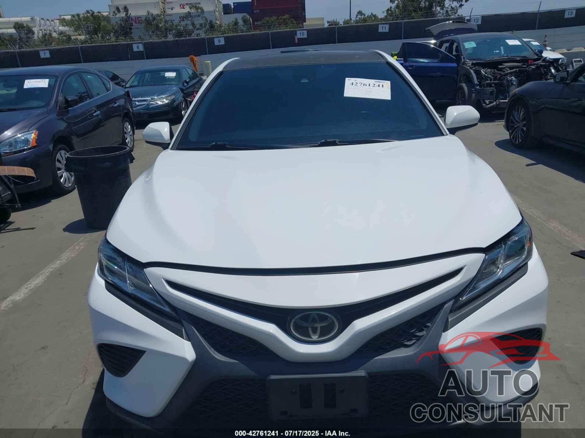 TOYOTA CAMRY 2020 - 4T1G11AK5LU506465