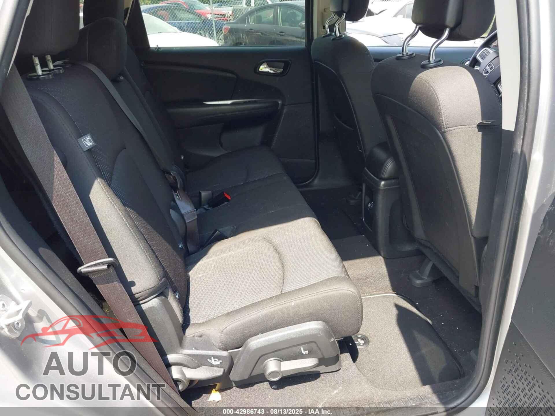 DODGE JOURNEY 2017 - 3C4PDCBB5HT670323