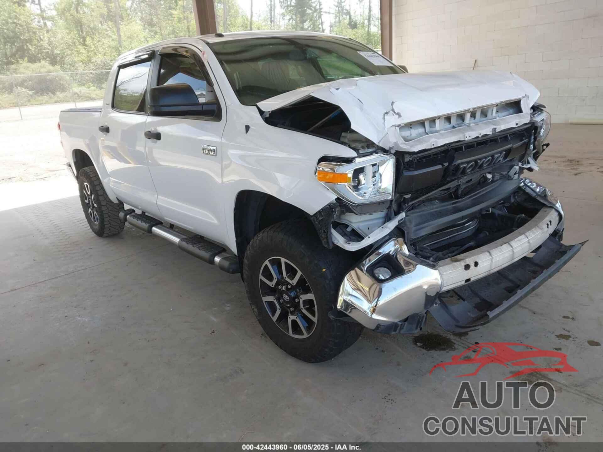 TOYOTA TUNDRA 2015 - 5TFDW5F18FX441940