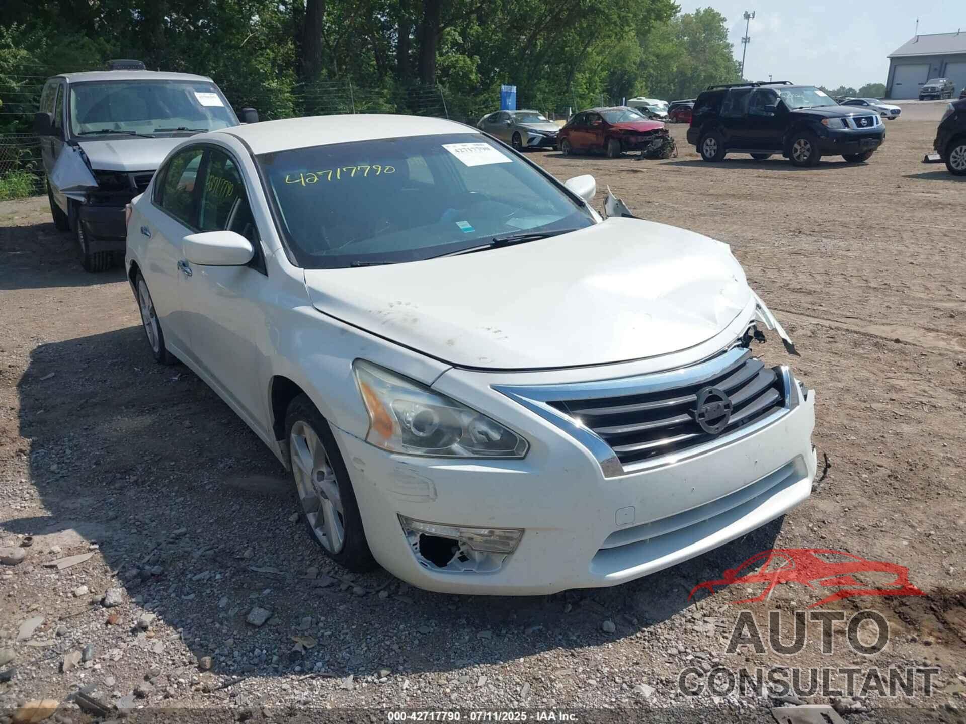 NISSAN ALTIMA 2013 - 1N4AL3AP3DC917856