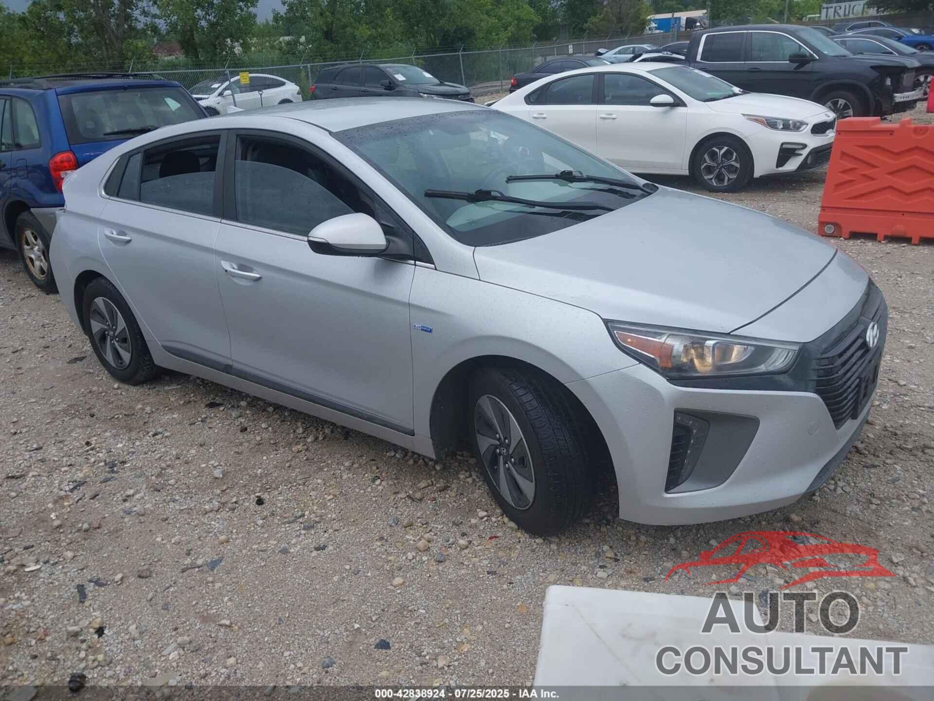 HYUNDAI IONIQ HYBRID 2017 - KMHC75LC4HU020814