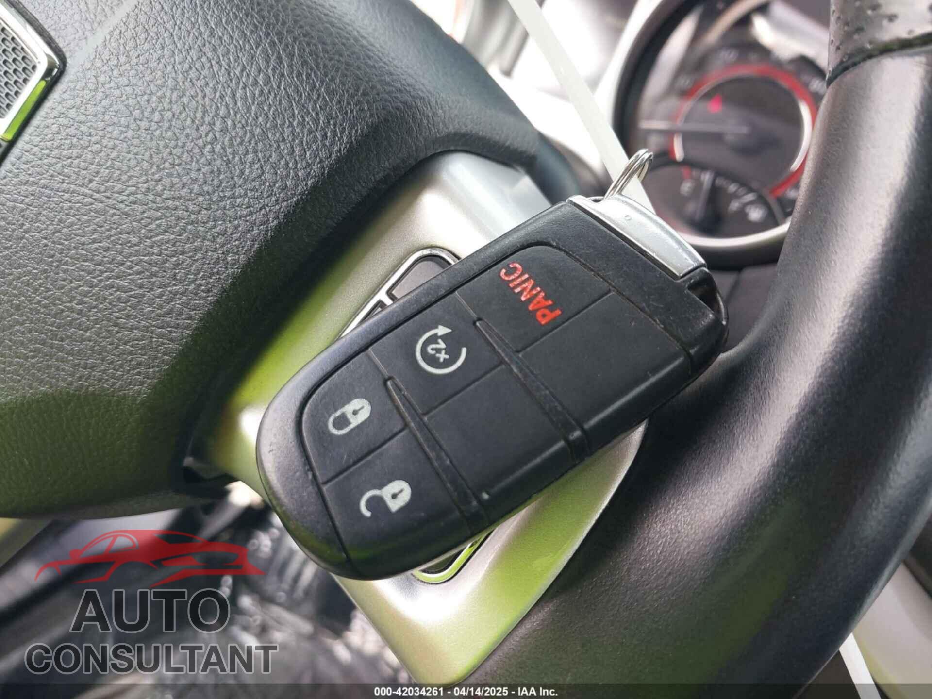DODGE JOURNEY 2017 - 3C4PDCEG7HT564415