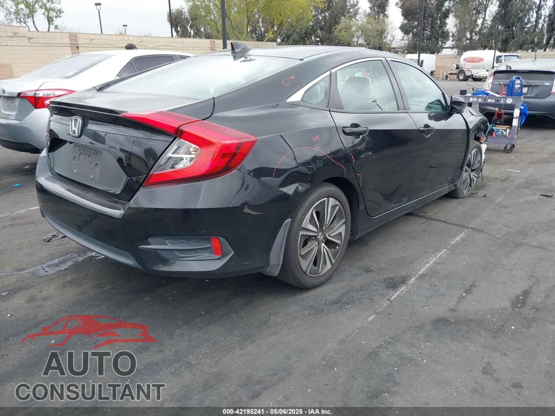 HONDA CIVIC 2017 - 2HGFC1F36HH652087