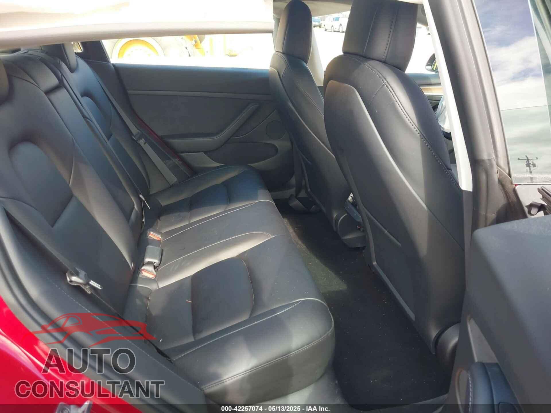 TESLA MODEL 3 2022 - 5YJ3E1EA2NF354326