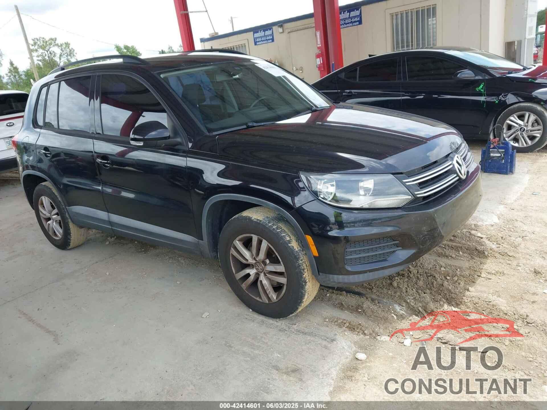 VOLKSWAGEN TIGUAN 2016 - WVGAV7AX5GW554163