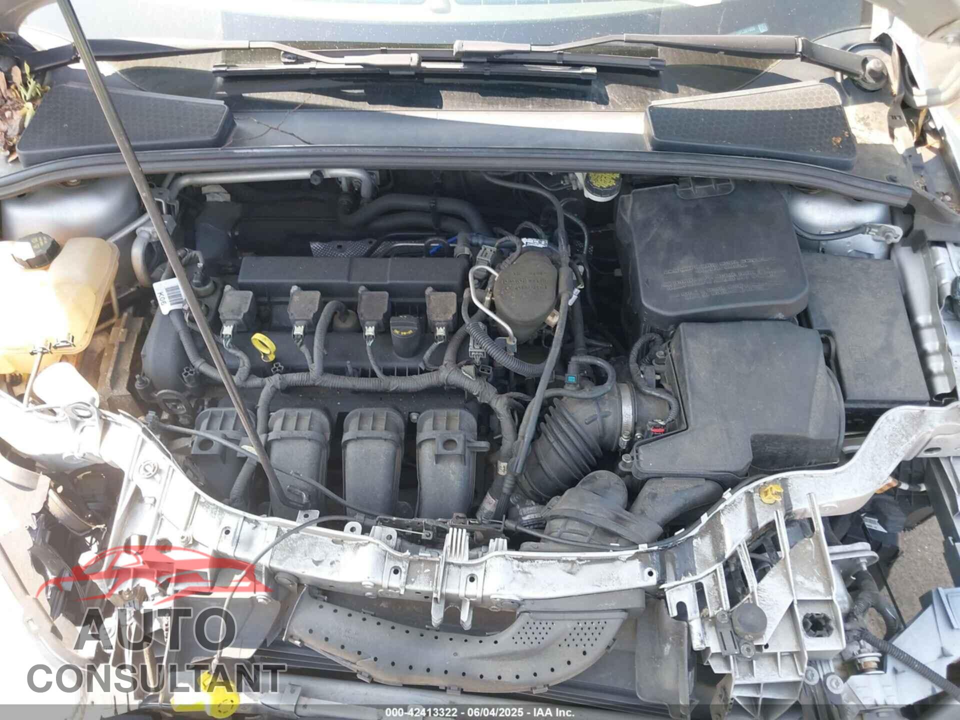 FORD FOCUS 2015 - 1FADP3F25FL381008