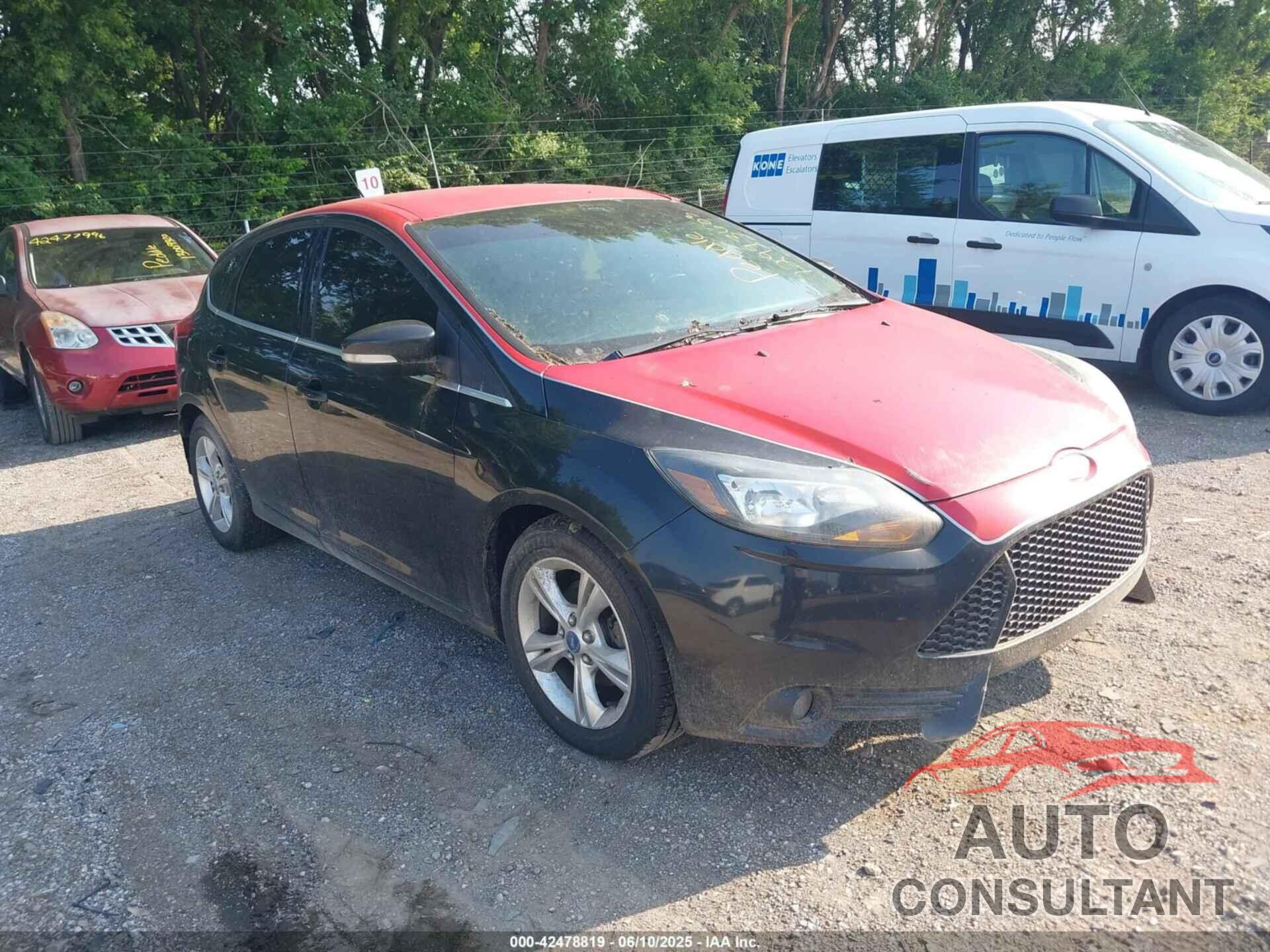 FORD FOCUS 2012 - 1FAHP3M21CL421763
