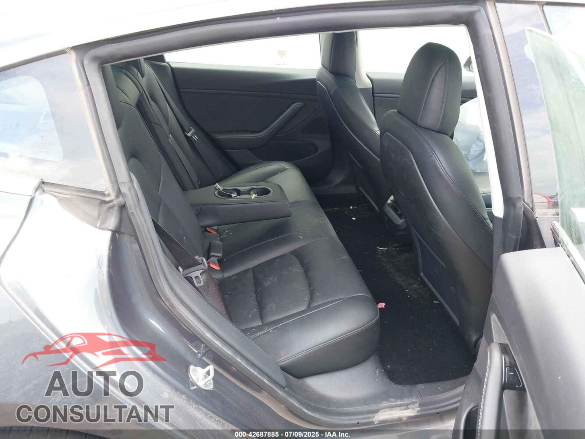 TESLA MODEL 3 2020 - 5YJ3E1EB7LF663182