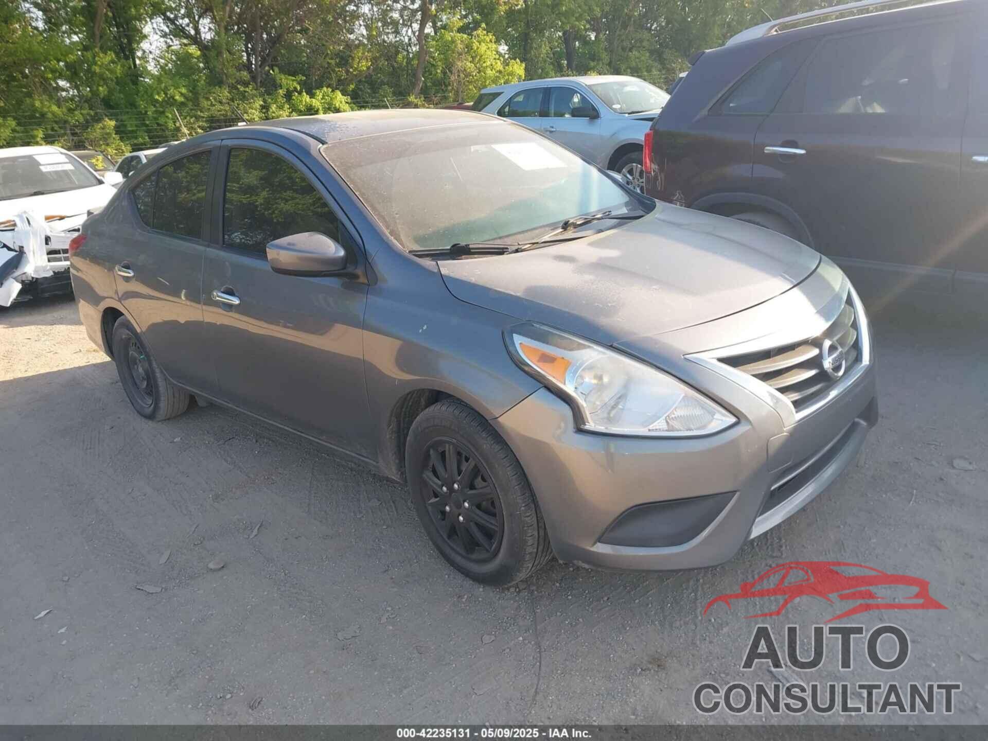 NISSAN VERSA 2017 - 3N1CN7AP0HL839456